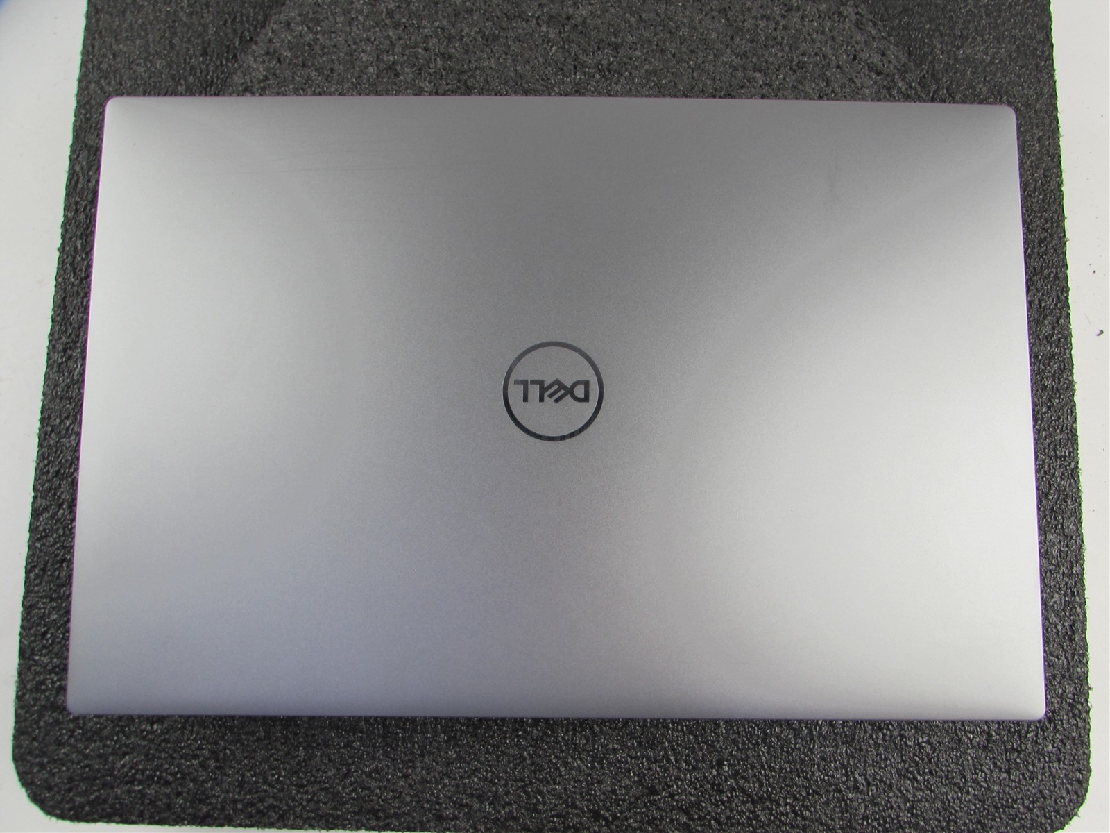 DELL PRECISION 5550 1920X1200 FHD CORE I7-10850H 512GB SSD 32GB RAM T1000 WIN 11