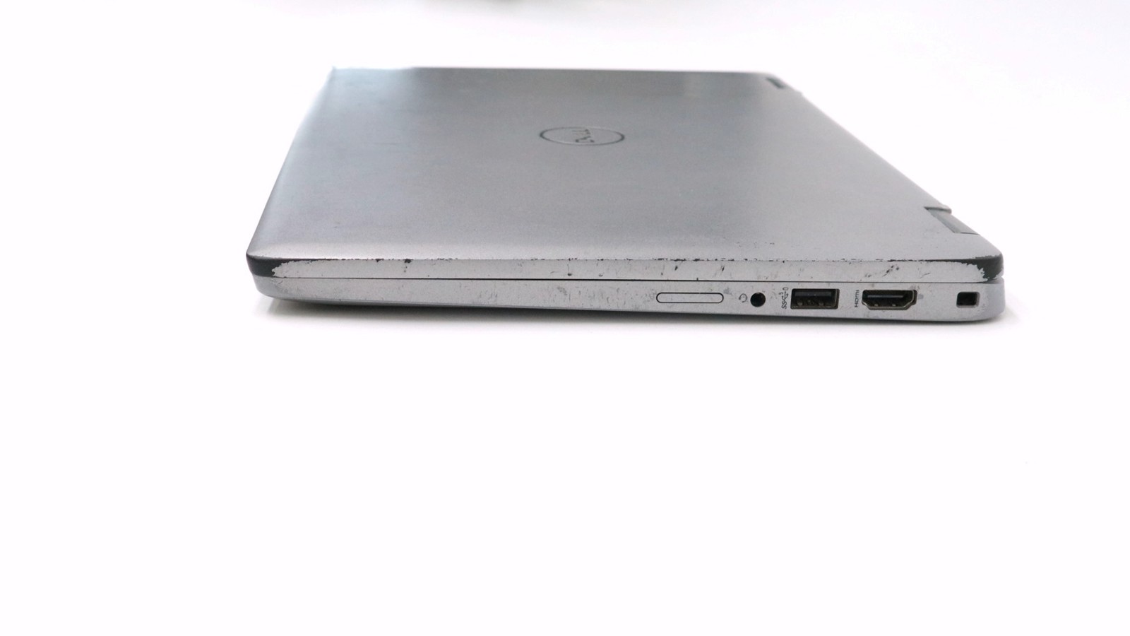 Dell Latitude 5330 13″ i7-1265u 16GB 512GB – Fair READ DESC