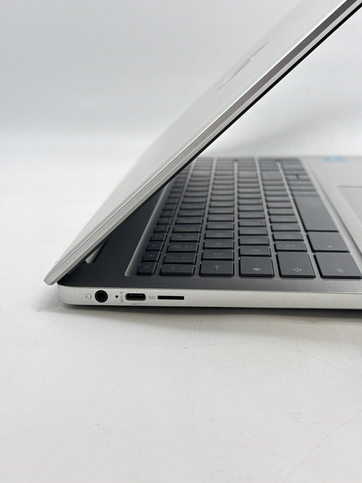 HP Chromebook 15a-nb0013dx Intel N200 8GB RAM 64GeMMC – Used