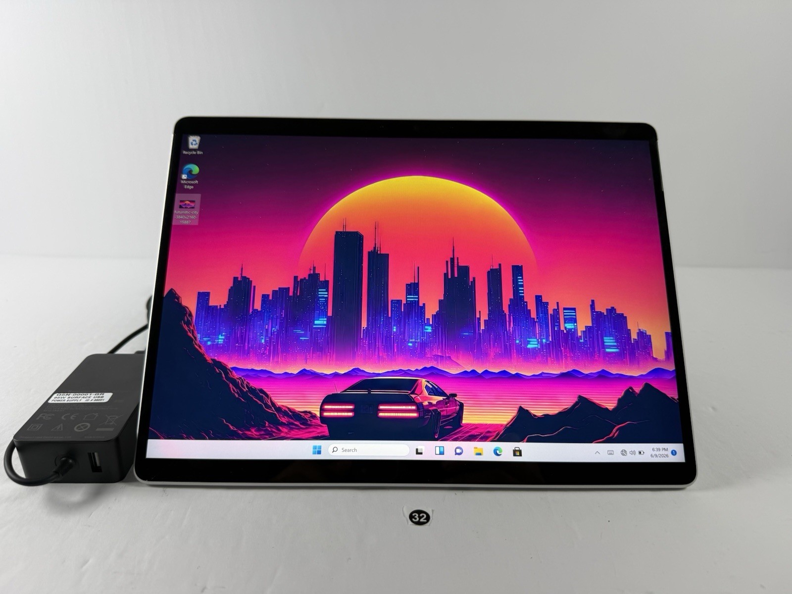 Microsoft Surface Pro 8 (1982) i5-1145G7 – 16GB RAM – 256GB 120Hz – Win 11 Pro