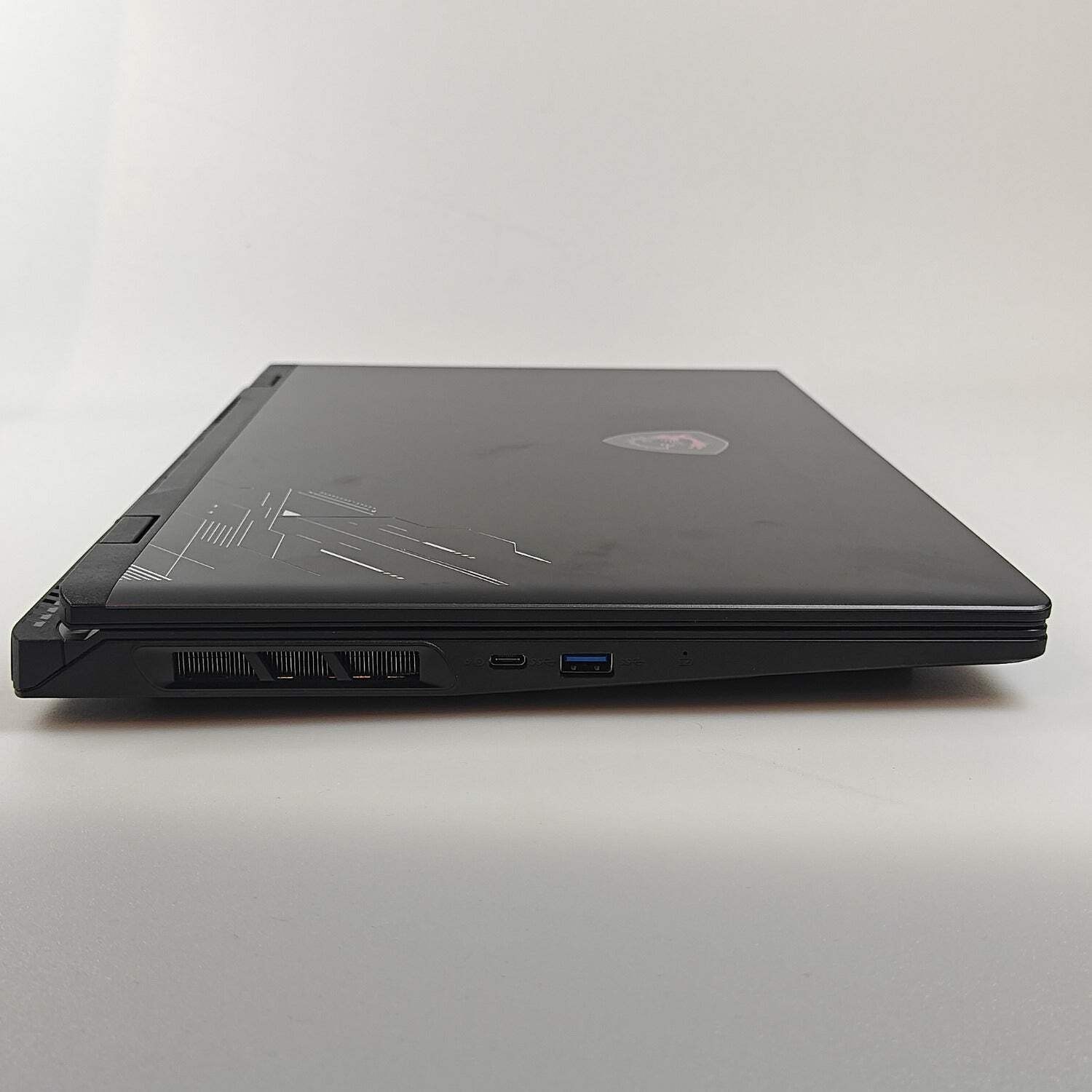 MSI Crosshair 16 HX D14VGKG 15.9″ i7-14650HX 16GB RAM 1TB SSD GeForce RTX 4070