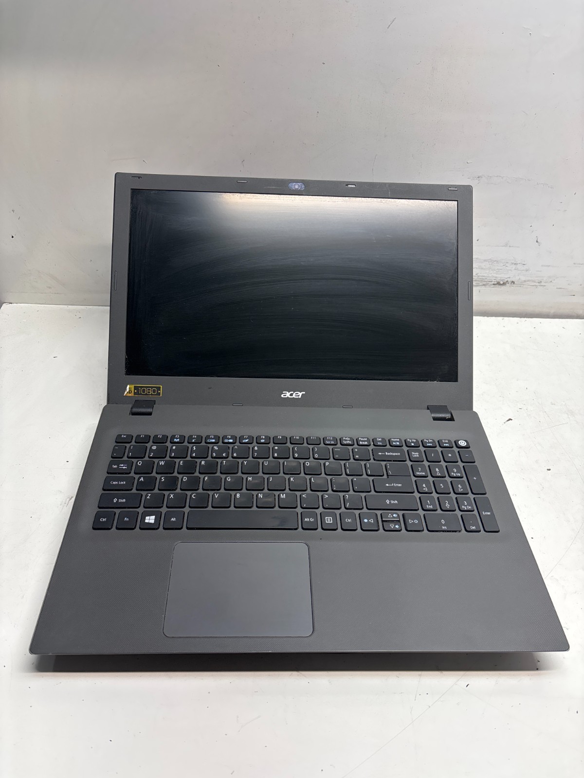 Acer Aspire E5-573G Intel Core i5-5200U 2.20GHz 8GB 1TB HDD
