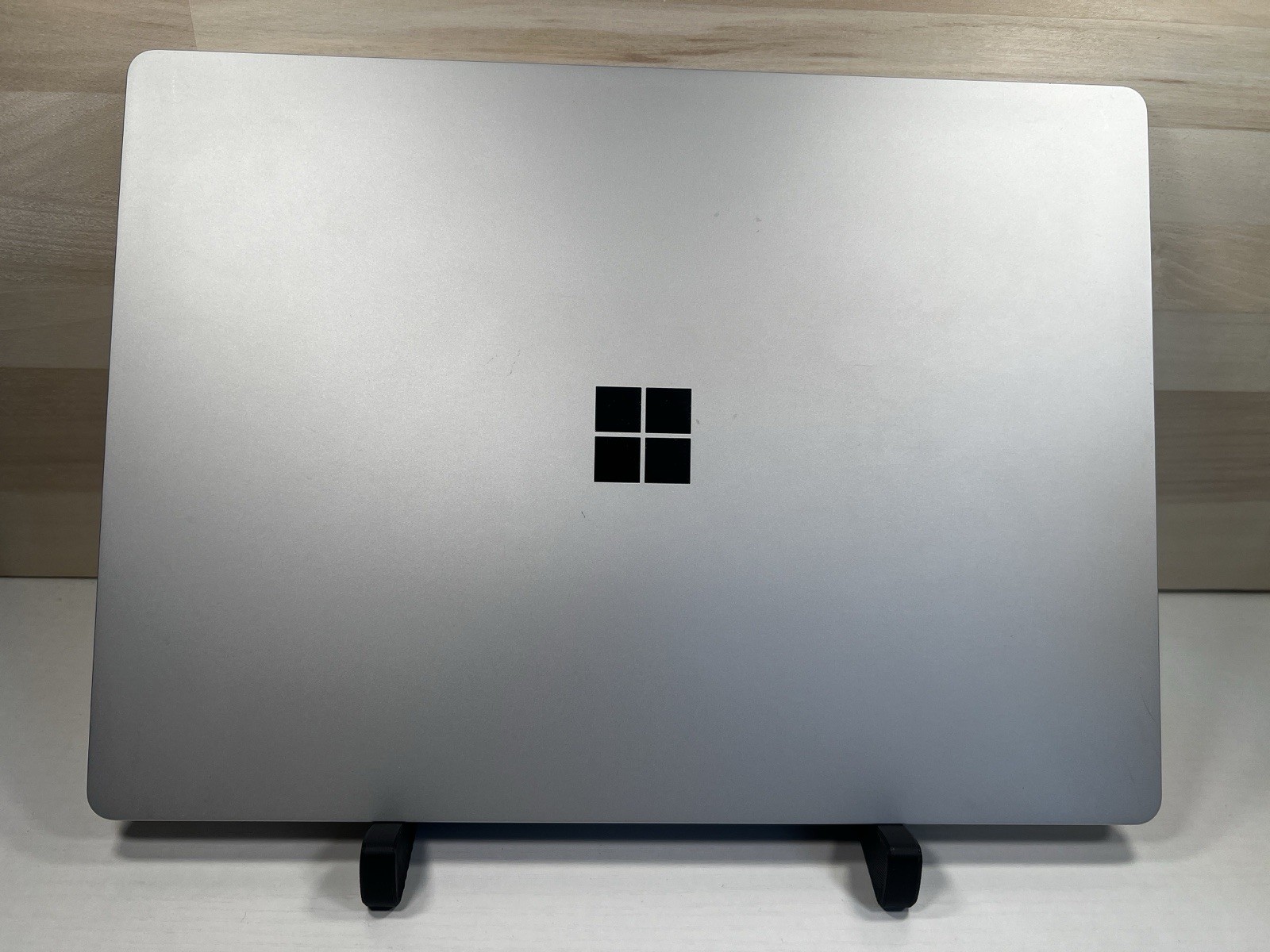Microsoft Surface Laptop 13.5” (512 GB, Intel Core i7 7th Gen., 16 GB) -…