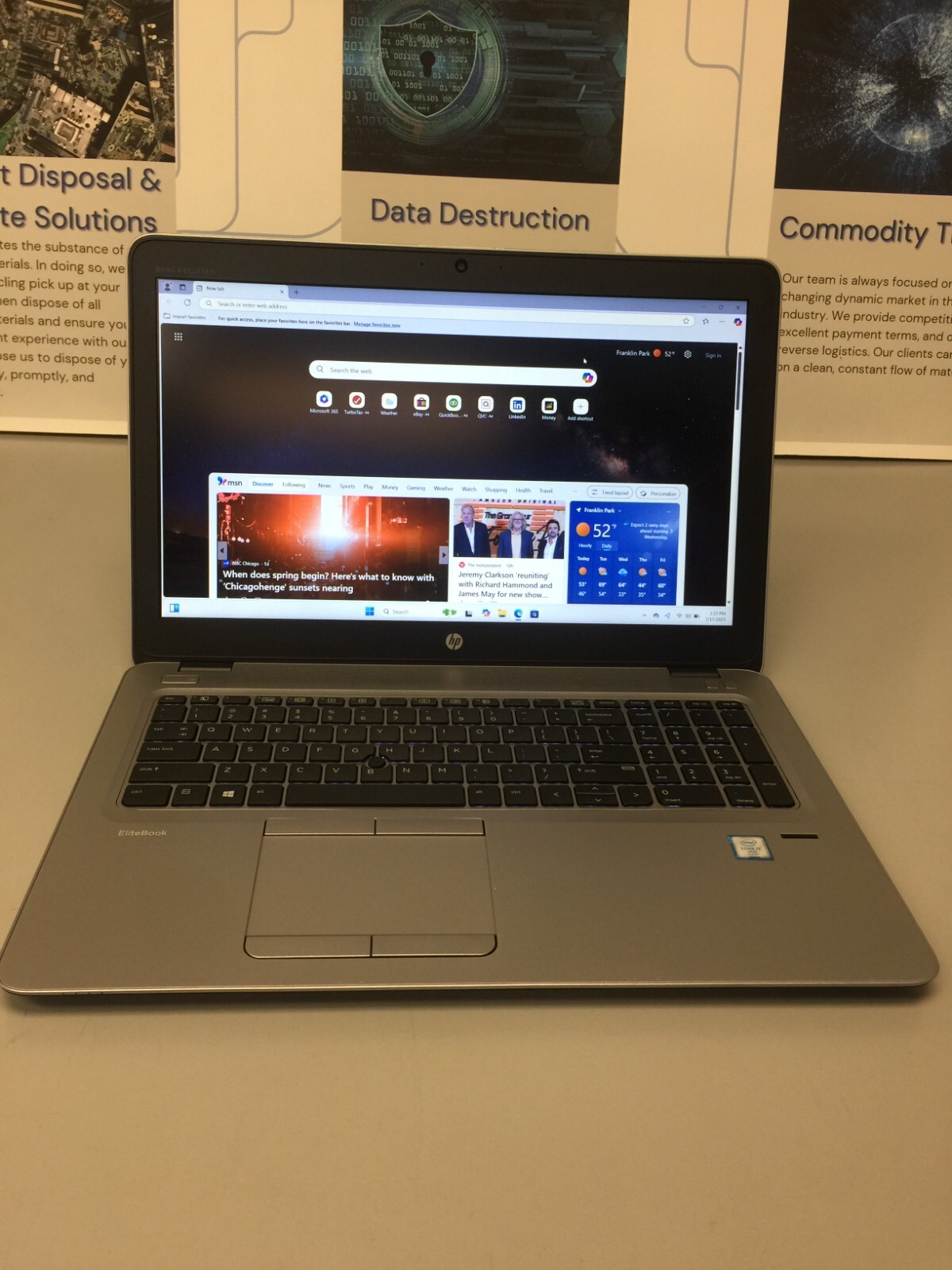 HP Elitebook 850 G3 15.6 Core i7 6th gen 2.60 GHz 8 GB RAM 256 GB SSD