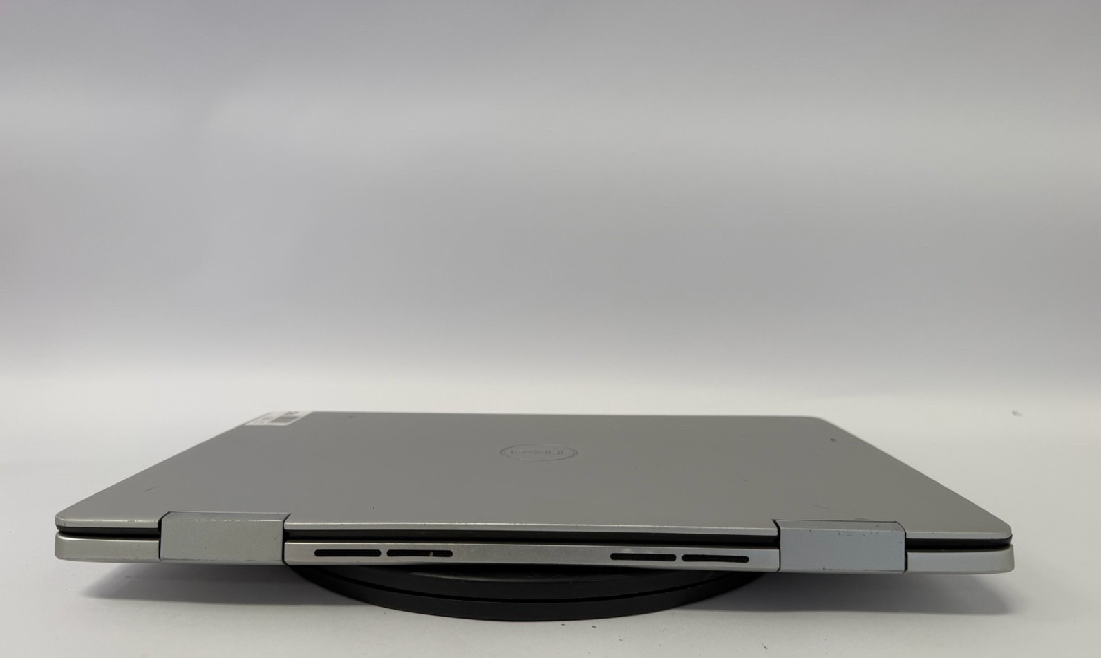 Dell Inspiron 7586-i5-8265U@1.60GHz 8GB DDR4 Ram 256GB NVME SSD UHD GFx W11H