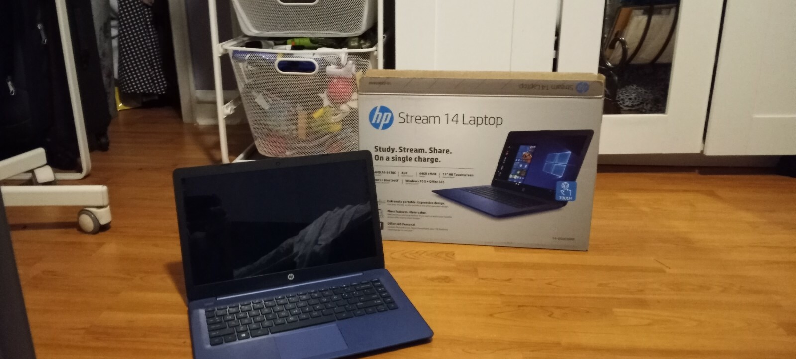 HP Stream 14-cb116ds 14 inch (64GB, Intel Celeron N, 1.10GHz, 4GB)…