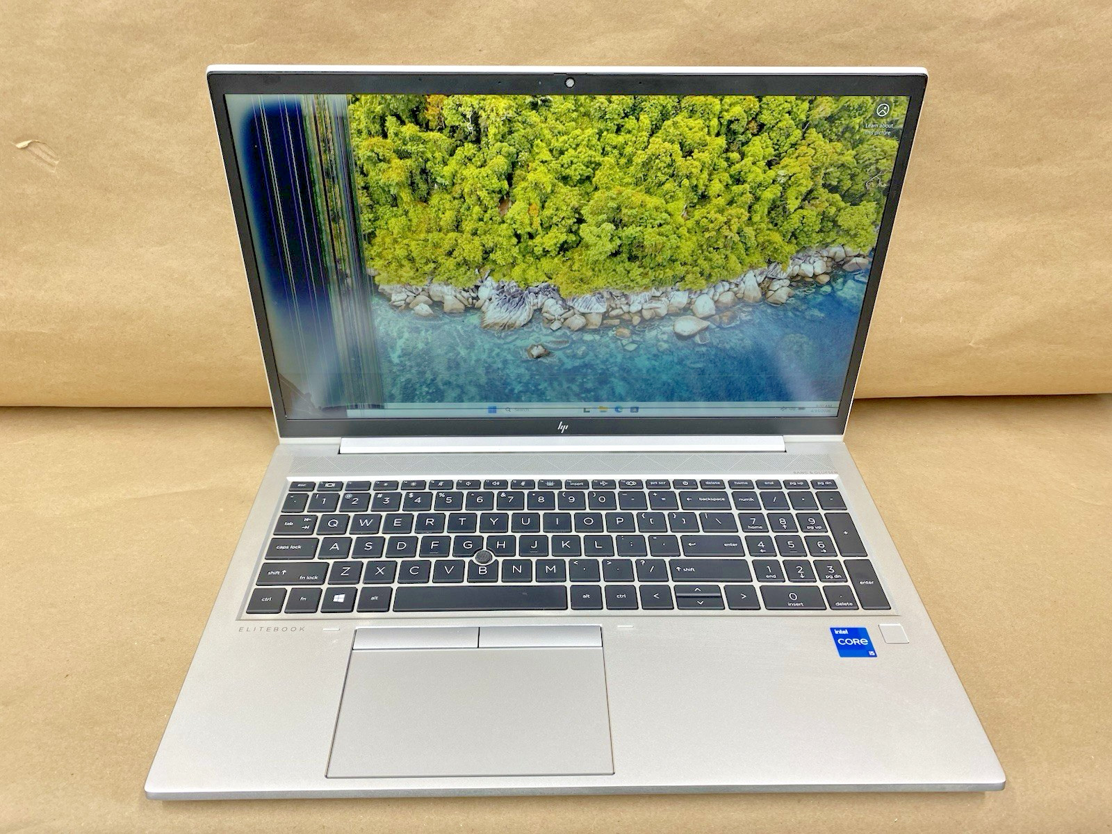 HP 850 G8 – 15.5″ FHD – i5-1135G7 – 4GB – 128GB SSD – Win 11 Pro – READ