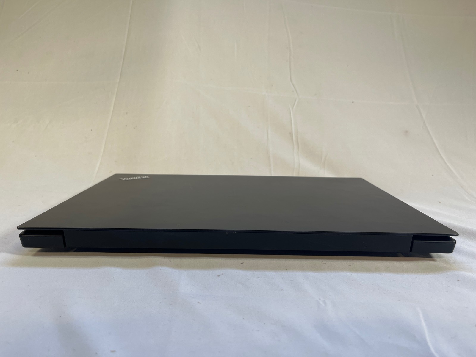 Lenovo ThinkPad E590 Intel Core i5-8265U 8 GB 256GB SSD 15.6″