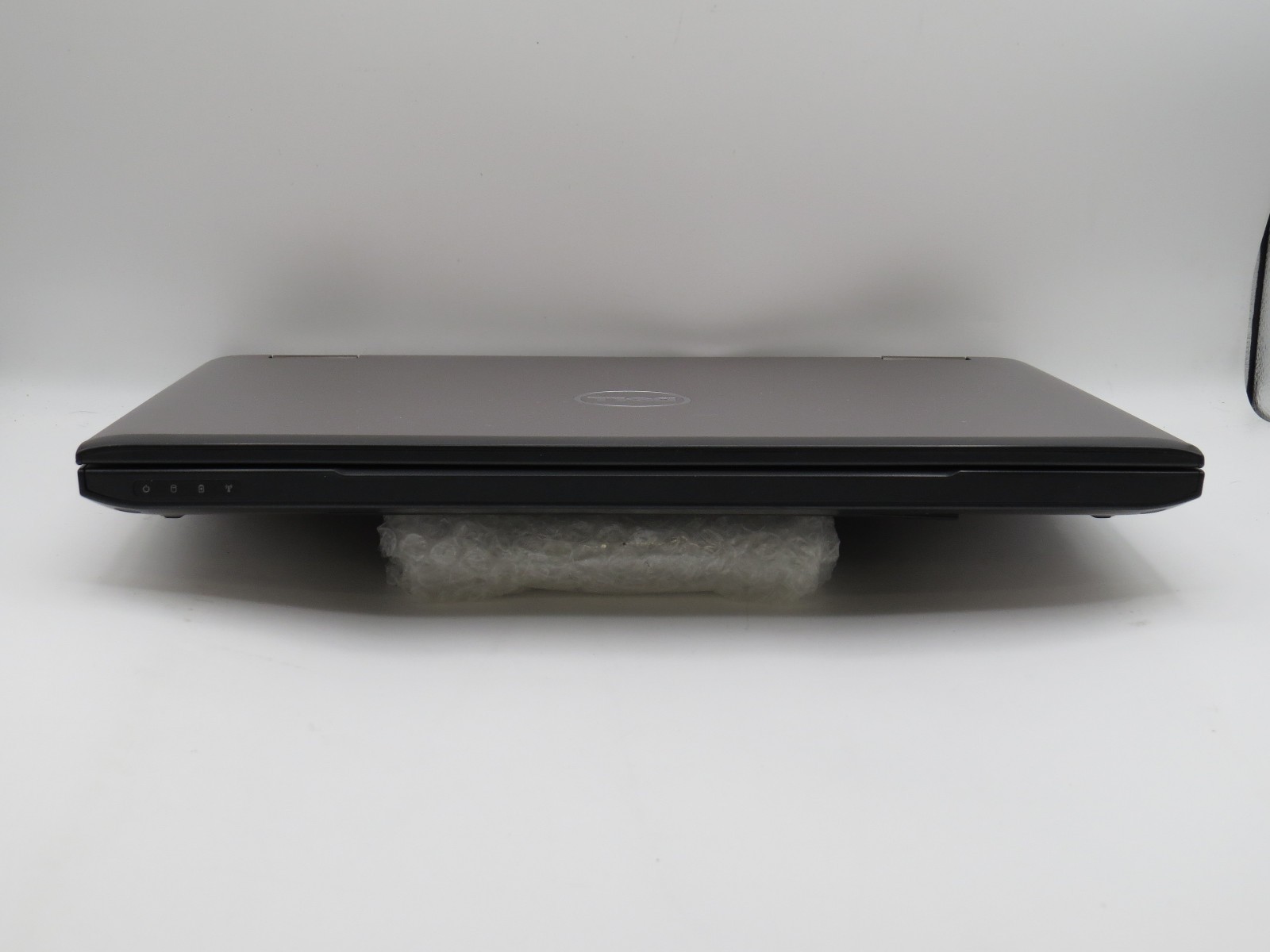 Dell Vostro 3555 | AMD A8-3500M @ 1.5GHz | 4GB DDR3 | 15.6″ | No HD/OS