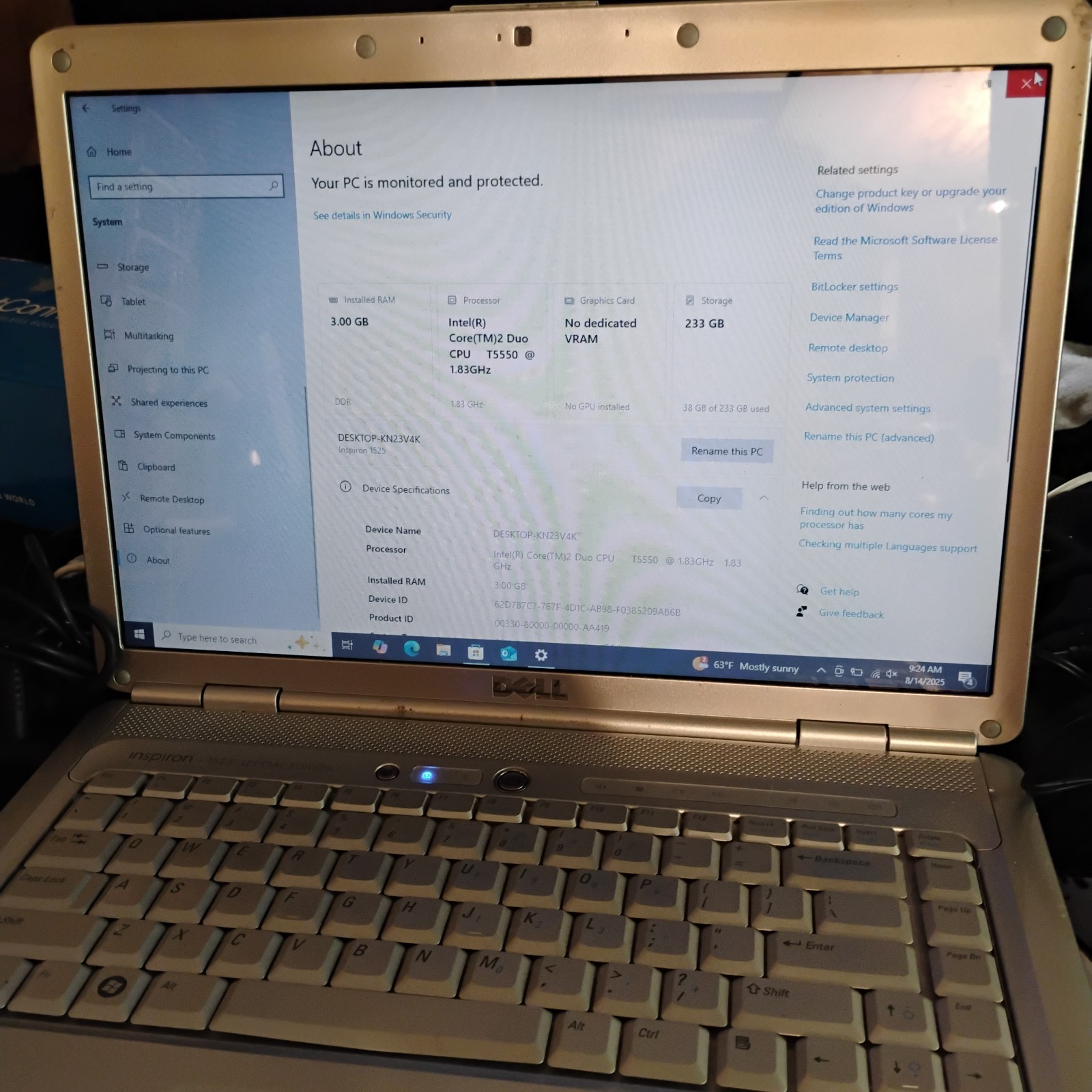 Dell Inspiron 1525 Special Edition Windows 10 Pro Intel T5550 183Ghz 3GB Ram