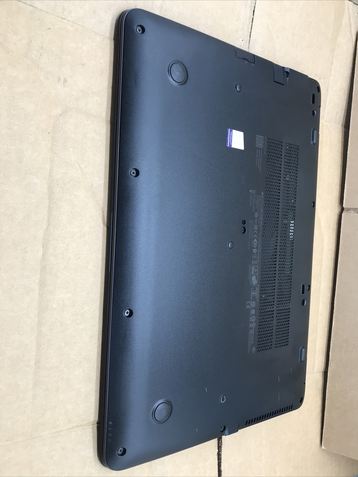 HP ZBook 15u G4 i7-7500U 2/4@ 2.70GHz 16GB RAM 256GB NVMe Touchscreen Win11 Pr