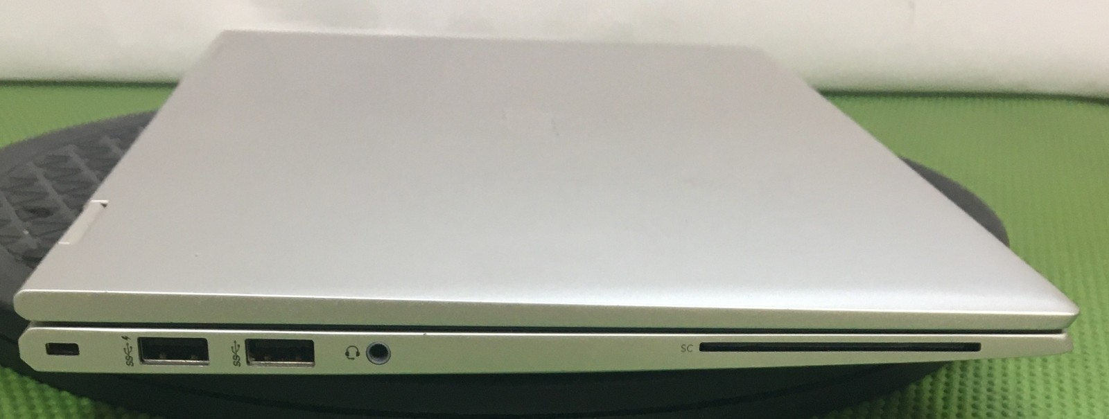 HP EliteBook X360 830 G7 i7-10810U 16GB 512GB Touchscreen 13″ – no OS/AC