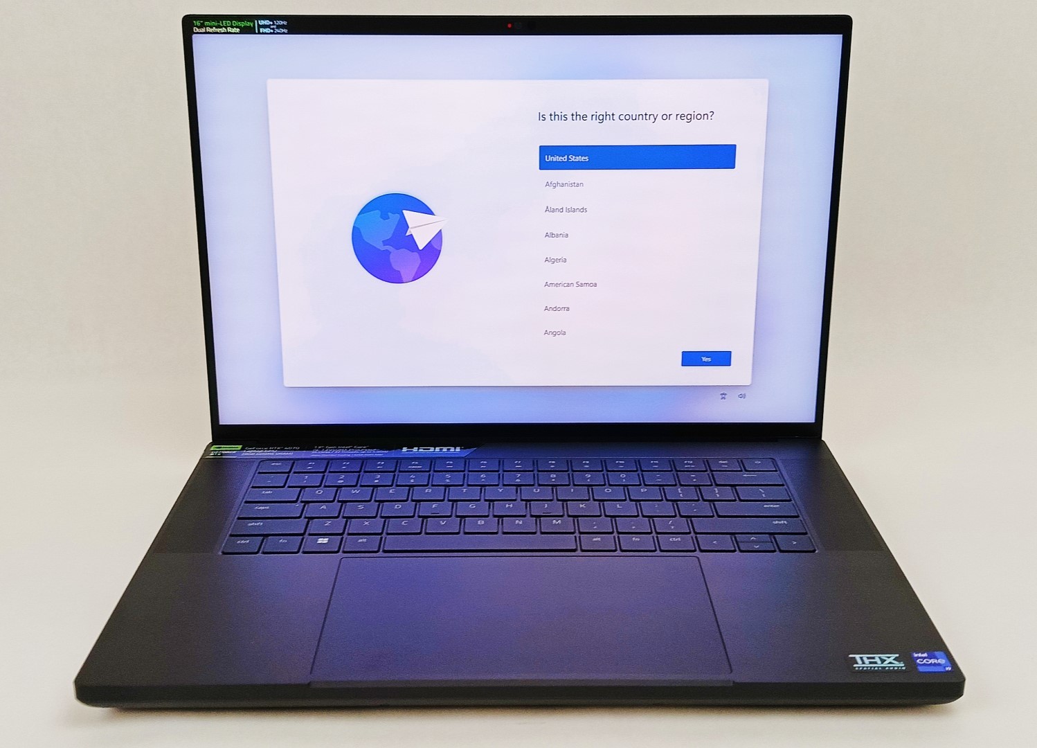 Razer Blade 16″ 3840×2400 120Hz i9-13950HX 32GB 1TB RTX 4070 W11H Gaming Laptop
