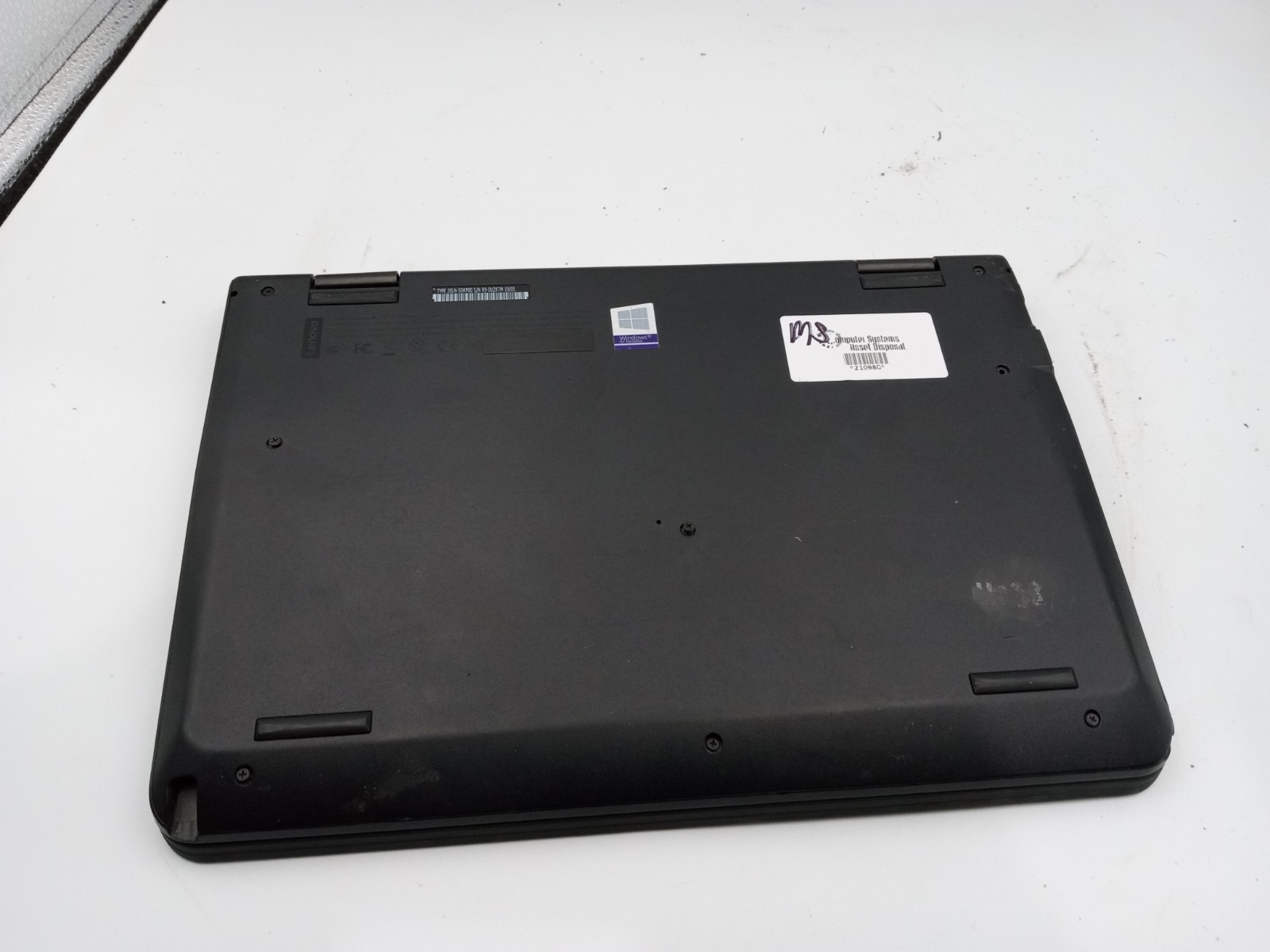 Lenovo ThinkPad Yoga 11e 2in1 Laptop Intel Core i5-7Y54 – CRACKED SCREEN -RR