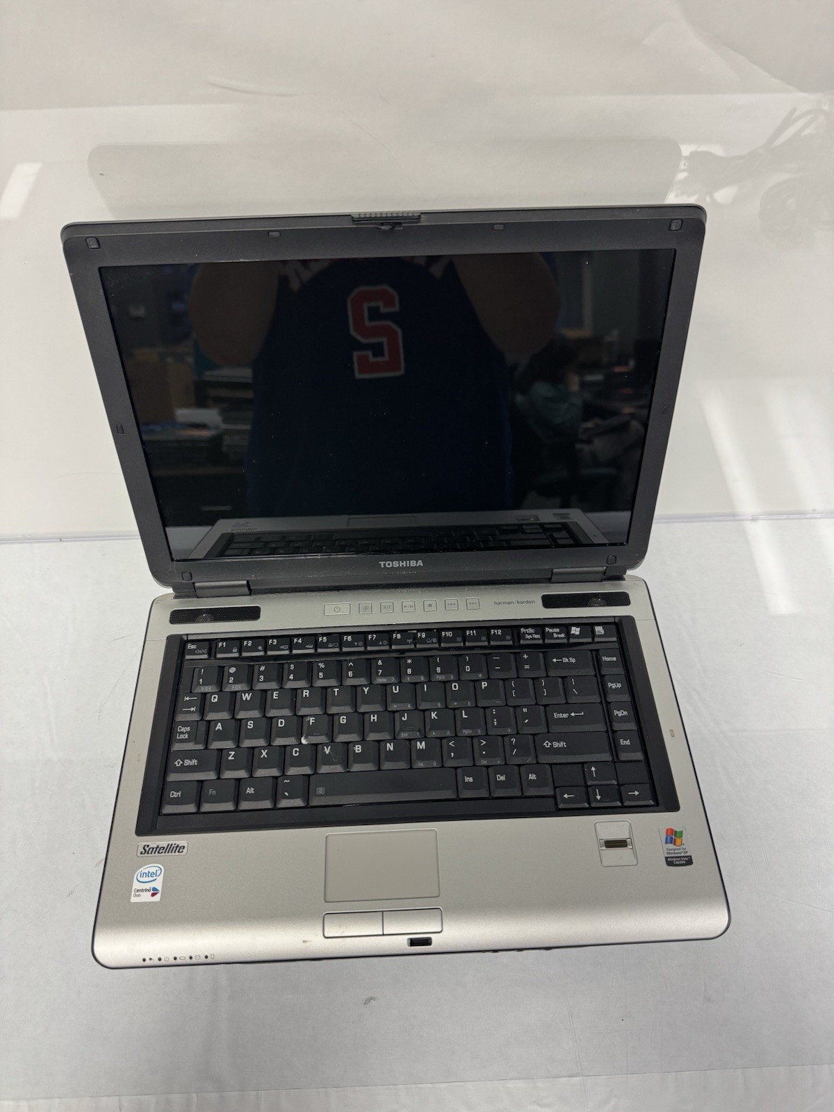 Toshiba Satellite M105-S3004 Intel Core Duo T2300 1.66 GHz 512MB Ram No HDD