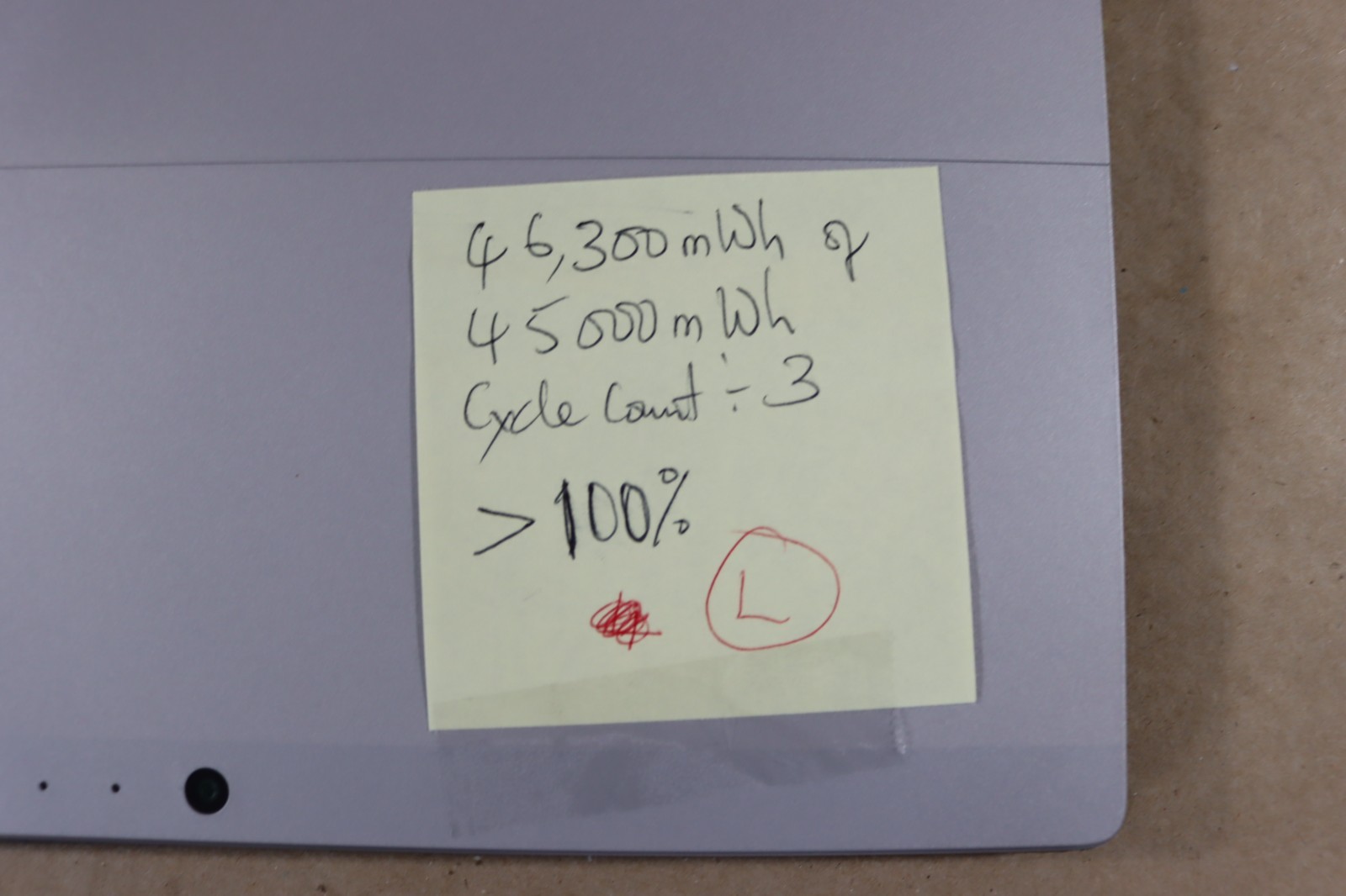 Microsoft Surface Pro 5 i5-7300U 8GB RAM 256GB Wi-Fi + LTE