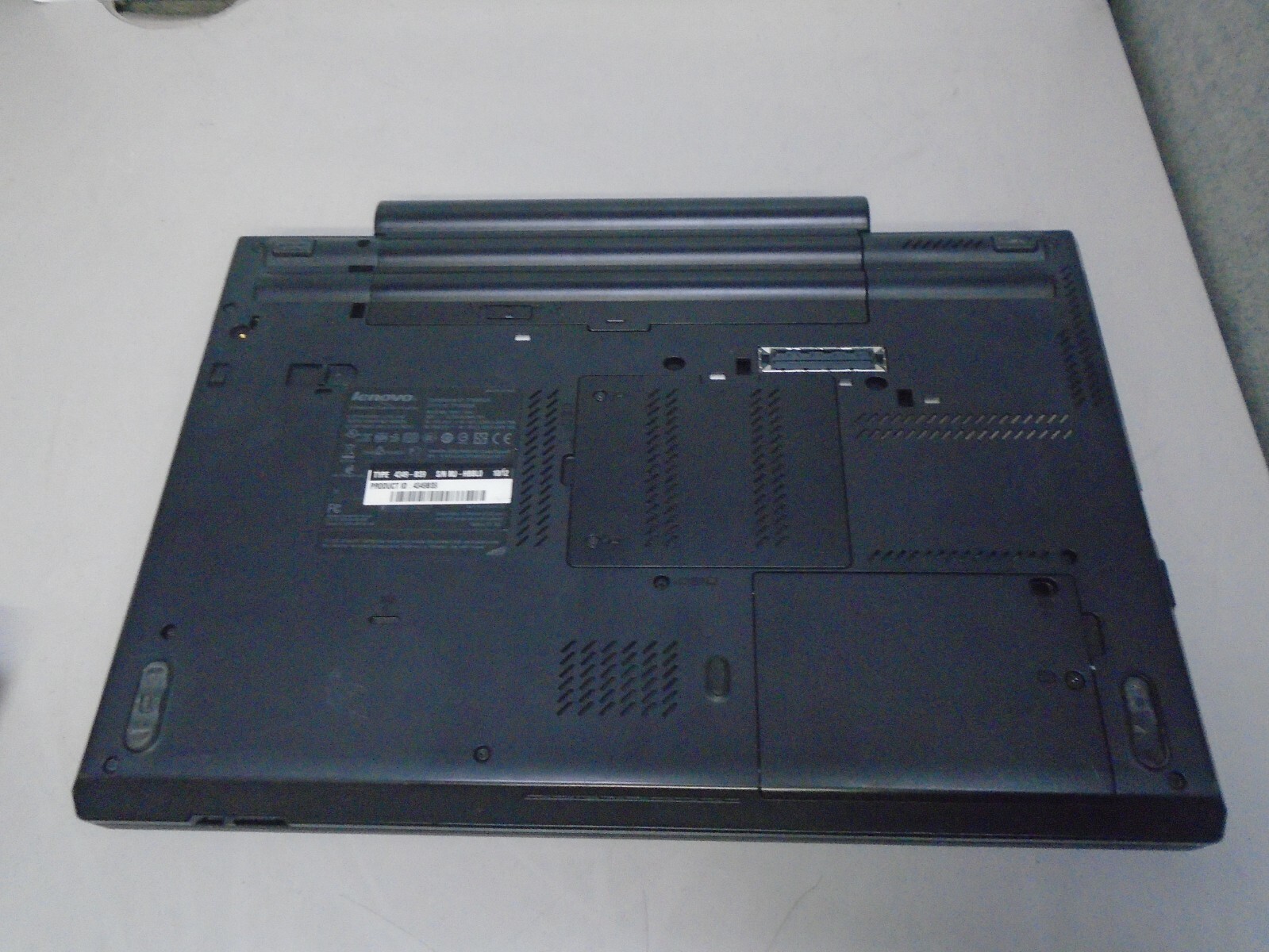 Lenovo ThinkPad T510 15.6″ i5-M520 2.4GHz 4GB/250GB ‘COMBO’ Laptop + AC *BIOS*