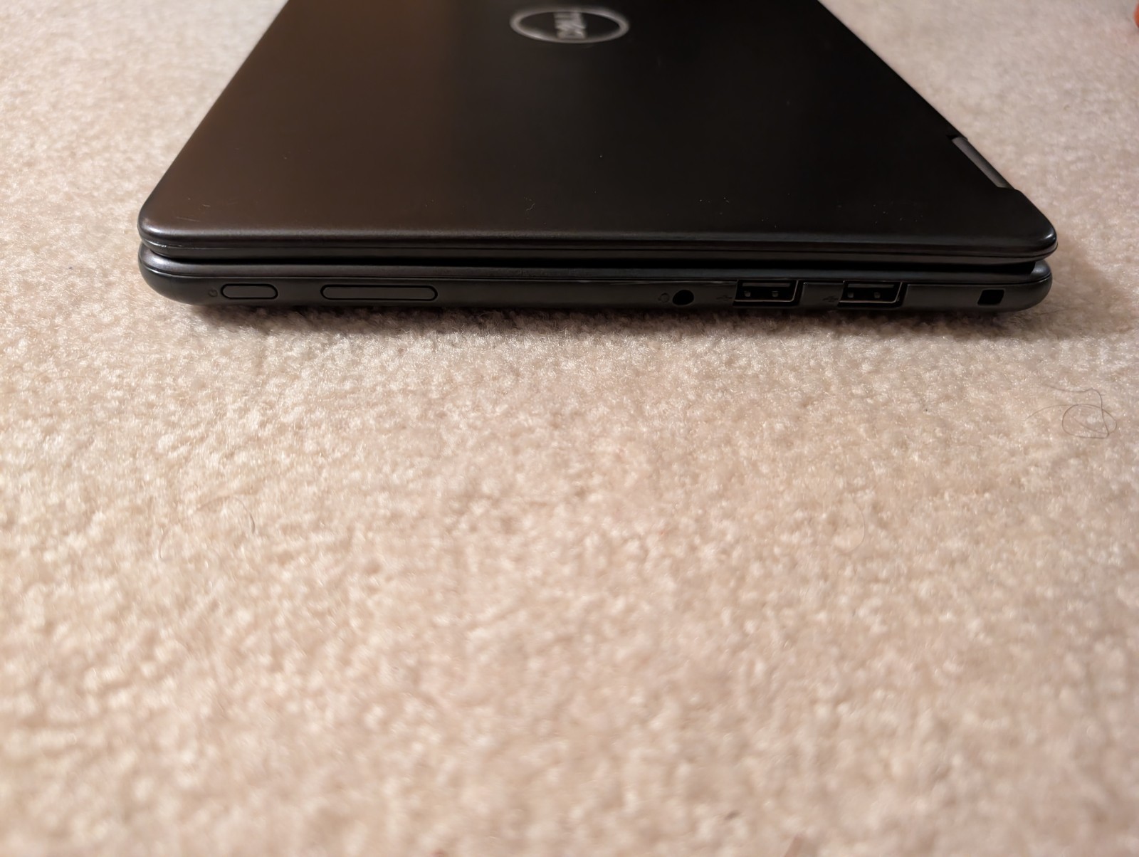 Dell inspiron 11 3185 2-in-1, AMD A9 9420, 4GB RAM, 128GB eMMC, Read Description