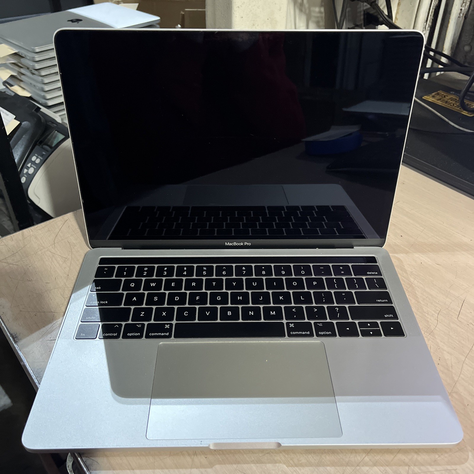 APPLE MACBOOK PRO 13″ TOUCH/MID-2017 CORE I5-7267U 3.1GHZ 8GB RAM 256SSD