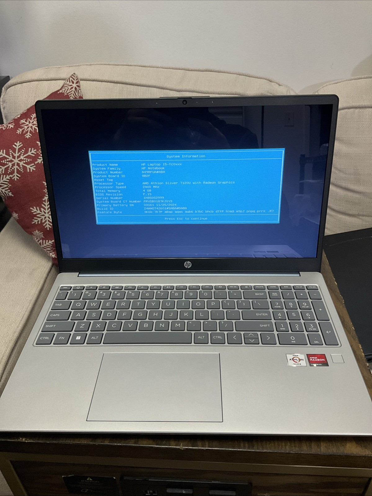 hp laptop 15-fc0xxx Amd Athlon Silver 7120U, 4GB RAM, 128gb Ssd, E194.