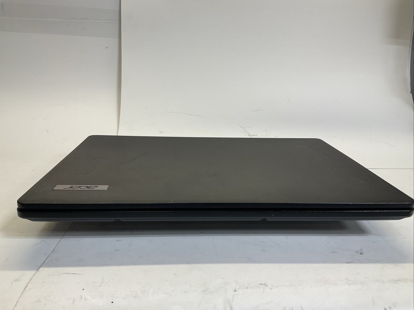 Acer TravelMate P214-52 Laptop/ i7-10th Gen/ 16GB RAM/ 256GB SSD/FHD/W11/(122F)