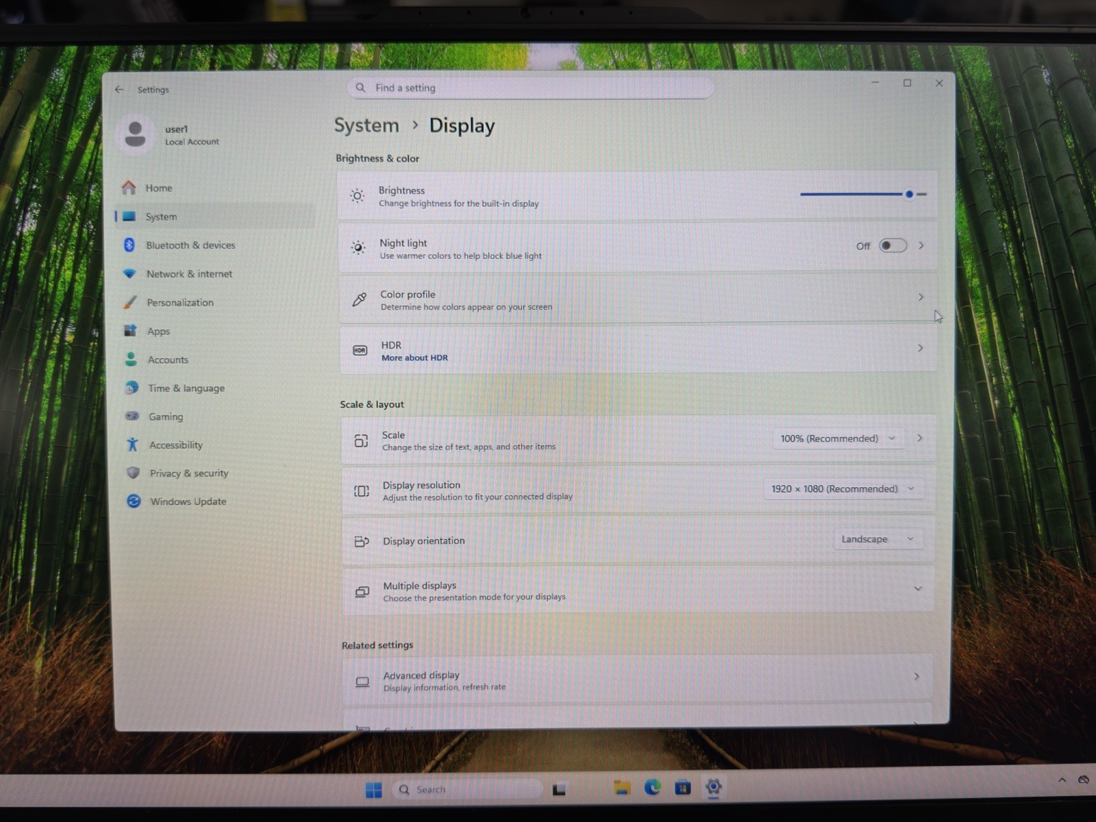 GIGABYTE AORUS 7 9KF-E3US513SH 17.3″ FHD RTX 4060 Laptop i5 16GB Win 11