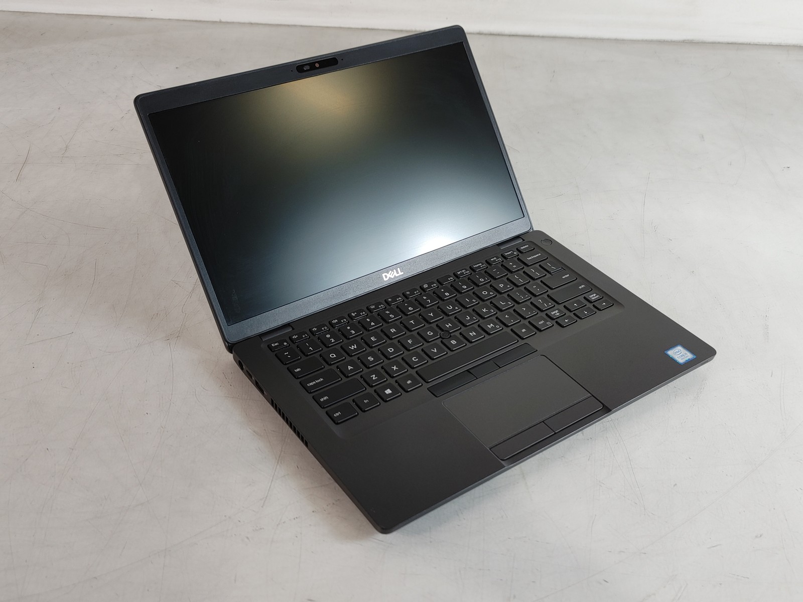 Dell Latitude 5400 Core i5-8265U 1.60 GHz 16 GB DDR4 No HDD