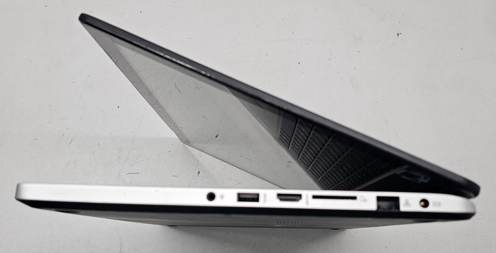 Asus TP500LA-UB31T 15.6″ Laptop Intel Core i3-4030U 4GB Ram NO HD/OS (FL)