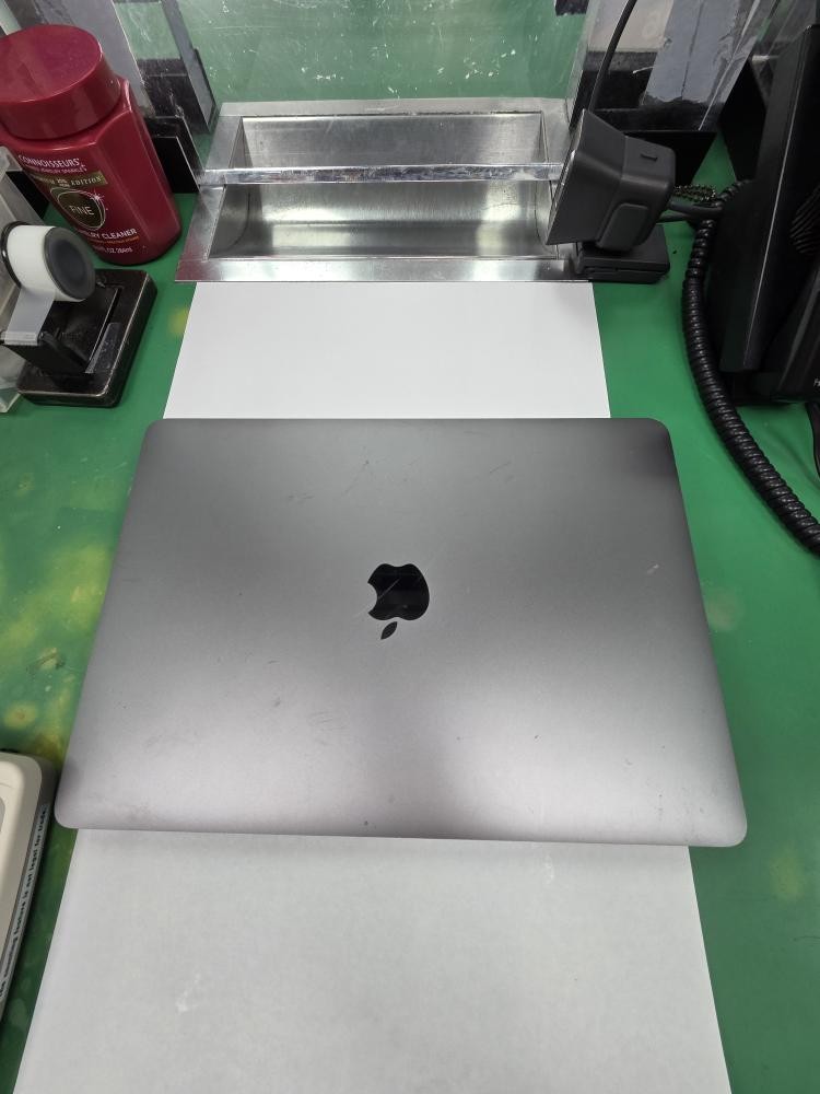 APPLE MACBOOK PRO A2289 (E13006601)