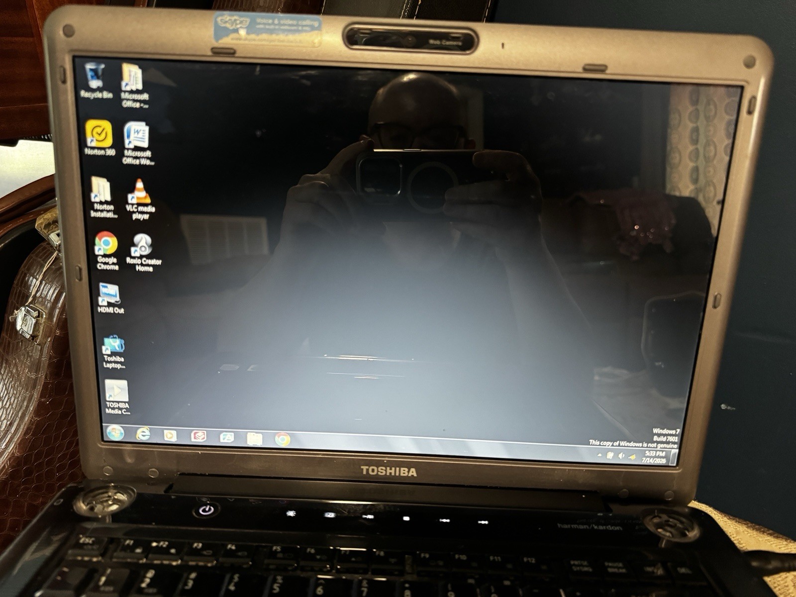 Toshiba Satellite A305-S6861 PSA-G4U-03M00P Core 2 Duo 4GB 300GB Win 7 PREM Copy