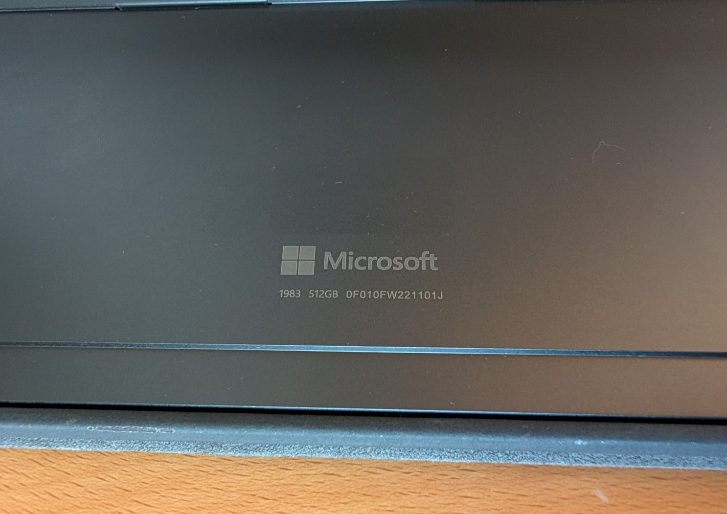 Microsoft Surface Pro 8 I7-1185G7 3.0GHz, 16GB RAM, 512GB SSD, Charger, Keyboard