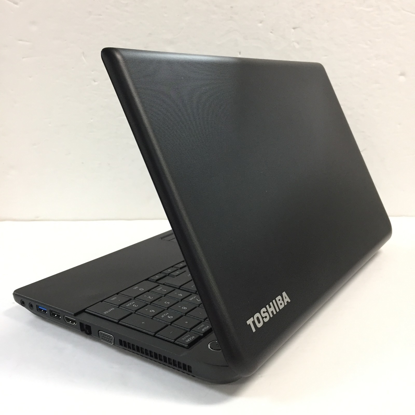 *Bad Batt*Toshiba Satellite C55D-A5107 15.6 Laptop/AMD A6-5200/4GB/750G HDD/W8.1