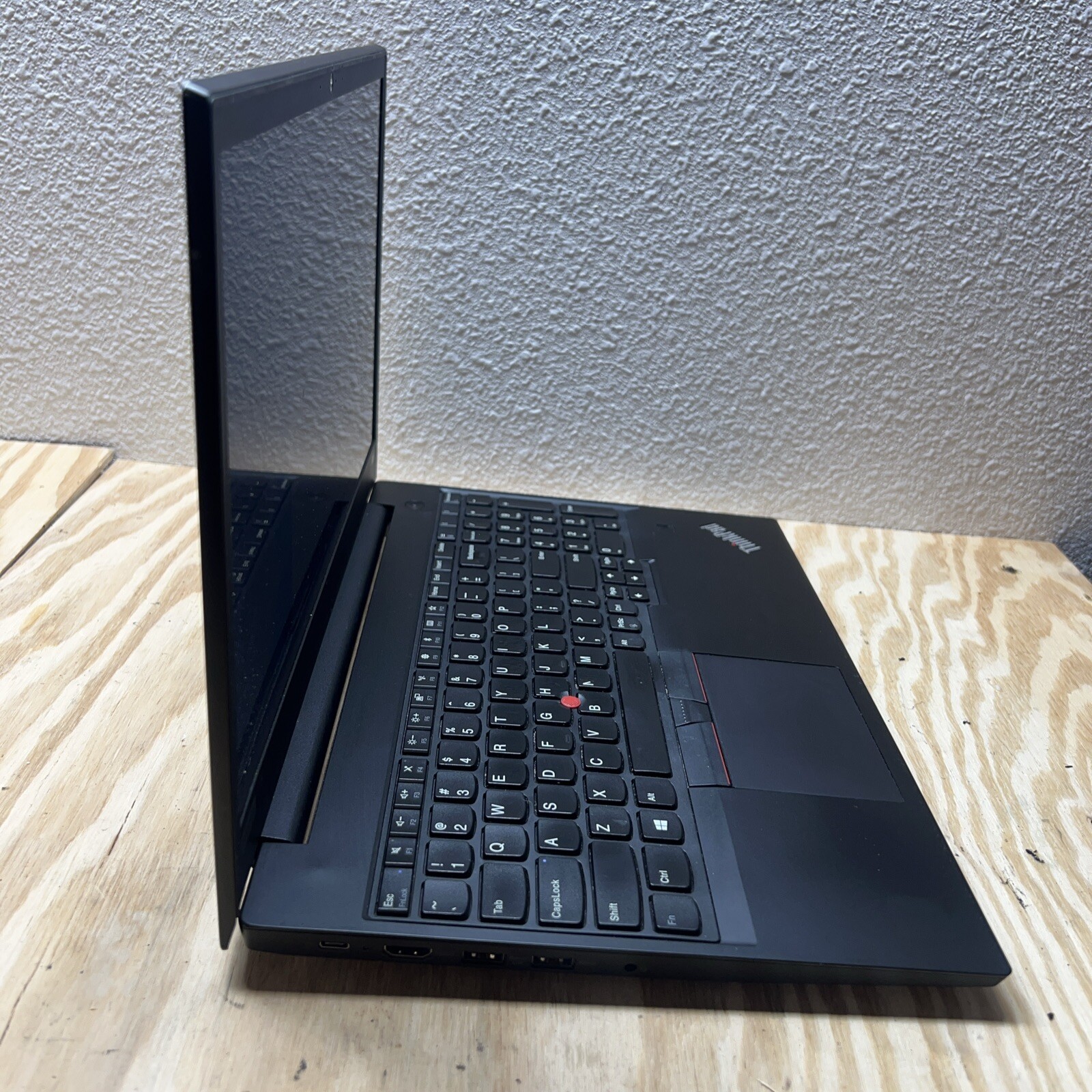 Lenovo ThinkPad E580 – 15.6″ IntelCore i5-7200U 2.5GHz 16GB DDR4 512GB SSD WND11