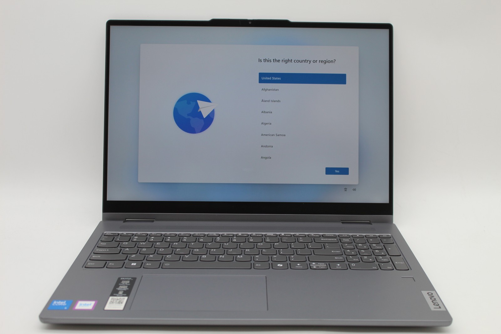 Lenovo IdeaPad 5 16″ Touch Intel Core 5 120U 1.4GHz 16GB 512GB SSD PC1744684