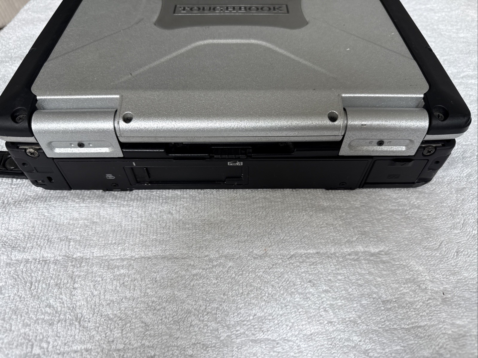 Panasonic Toughbook CF-31 MK5 i7-5600U 2.60GHz|16GB RAM|256GB HDD|NoOS|NoCharger
