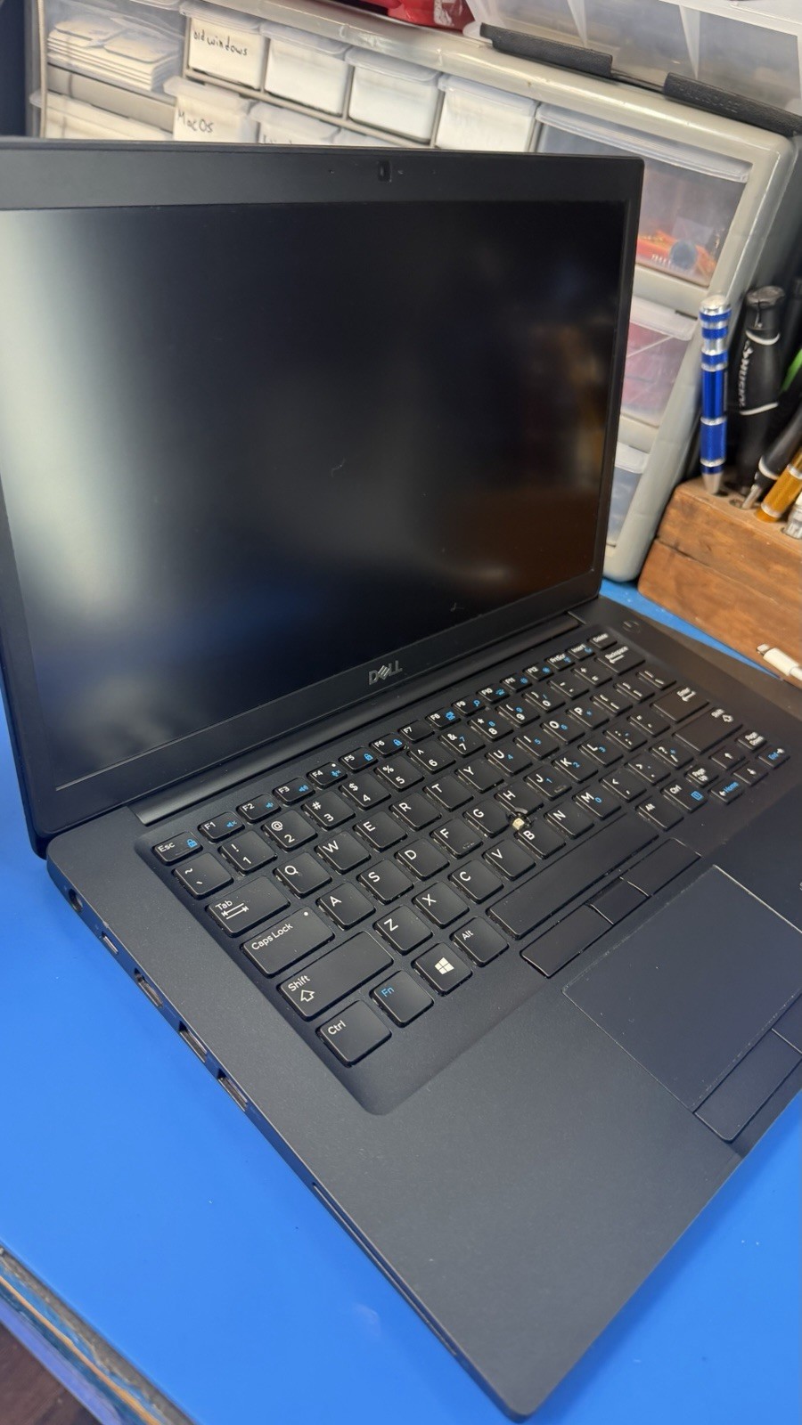 Dell Latitude 7490 i7 8th Gen Laptop Powers On Dark Screen Parts Repair