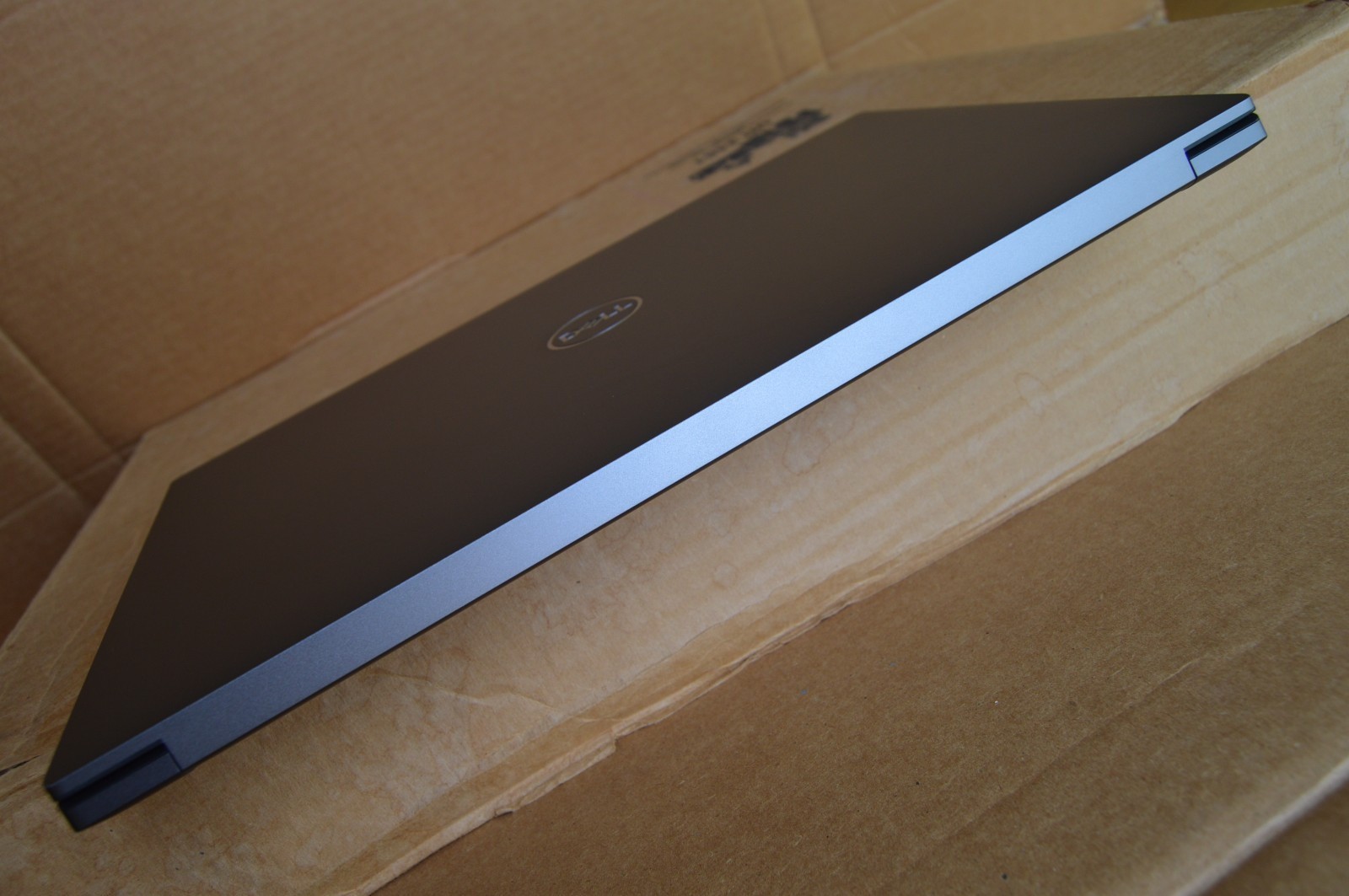 Dell Precision 5570 15.6″ UHD+ 4K Touch i7-12800H 3.8Ghz 32GB 1TB RTX A1000 W11P