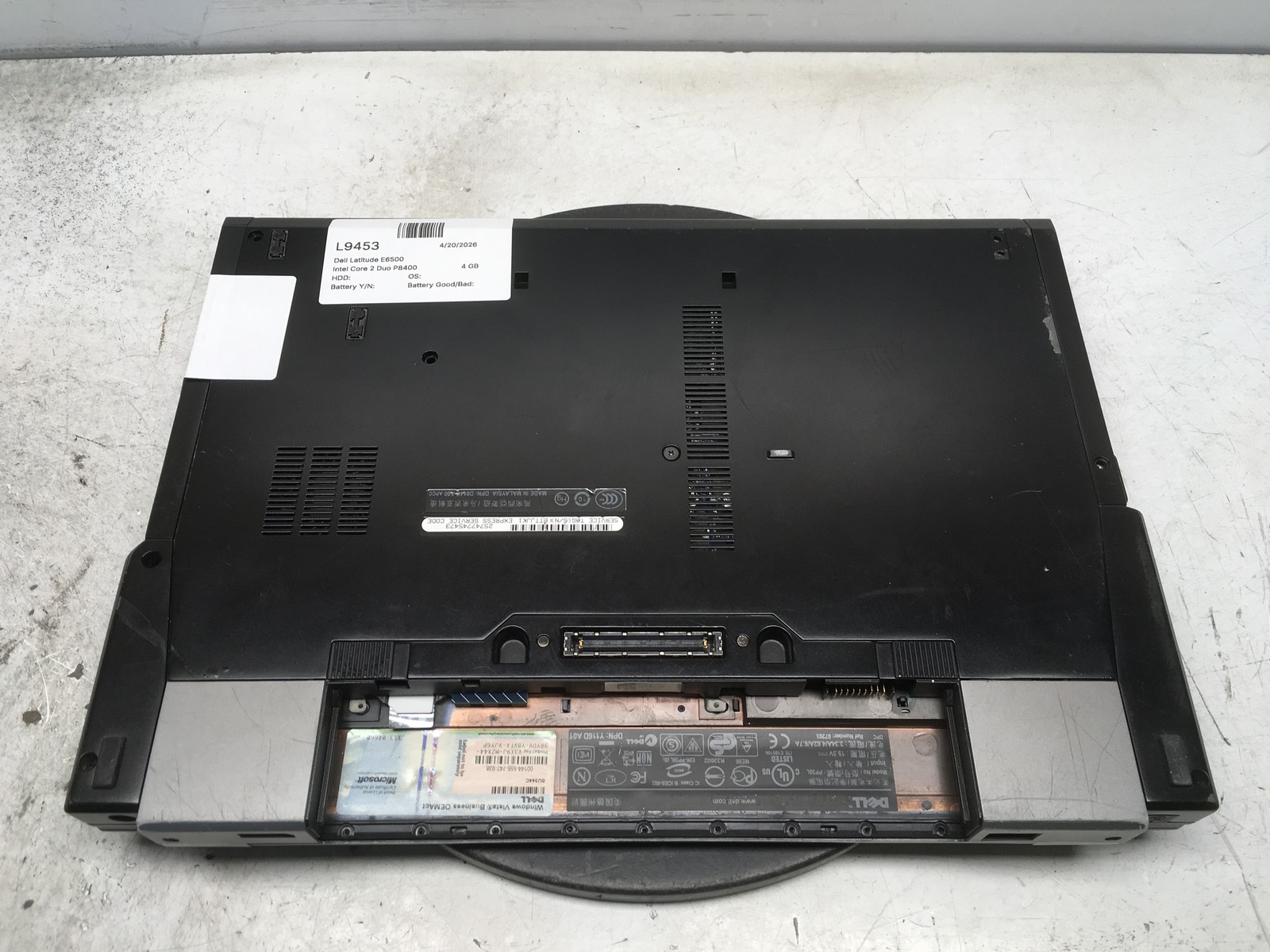 Dell Latitude E6500 Intel Core 2 Duo P8400 2.26GHz 4 GB NO HDD No Batt