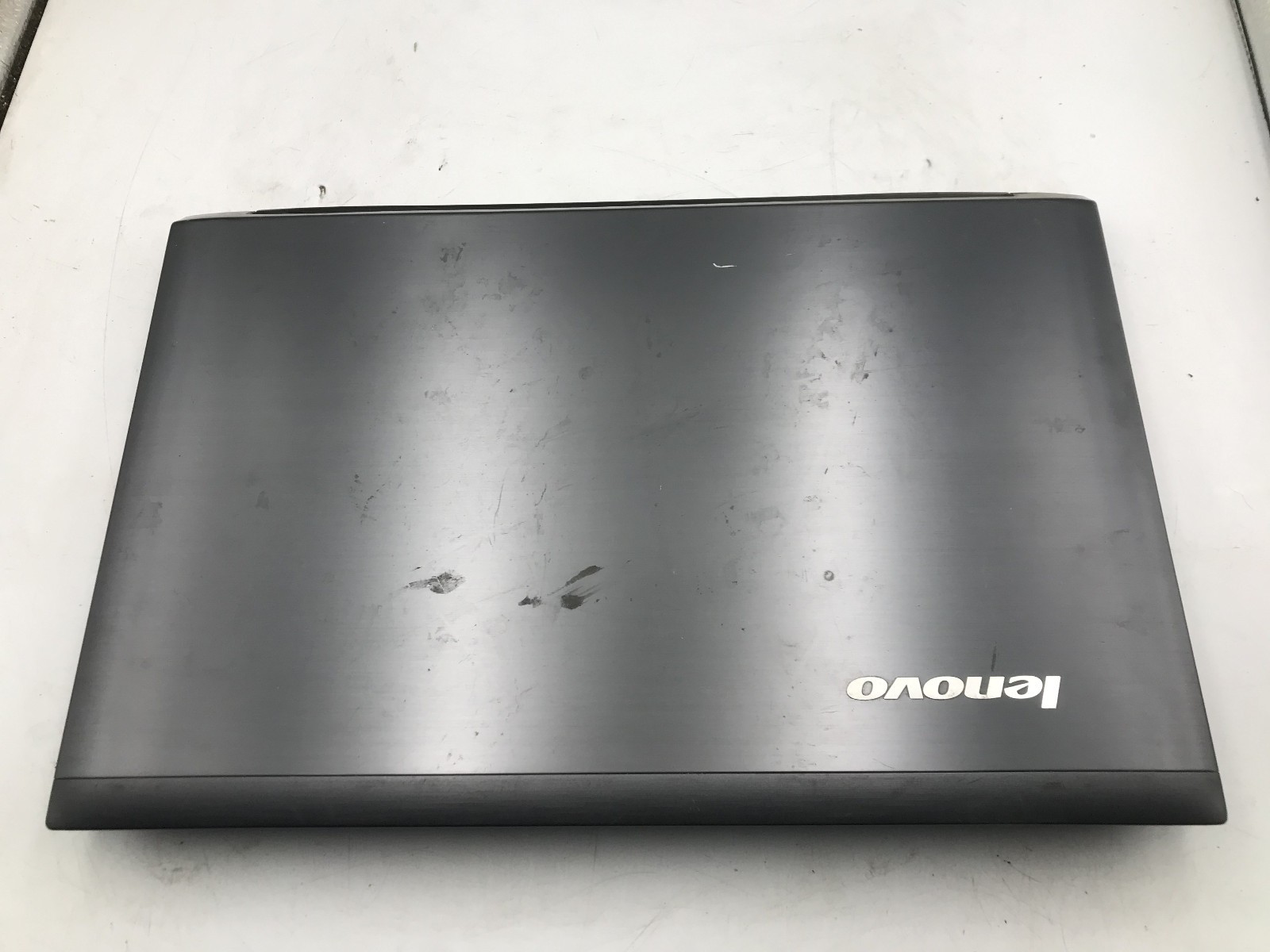 LENOVO V570 LAPTOP – BOOTS TO BIOS – INTEL I5 2430M – NO RAM – READ DESCRIP – BB