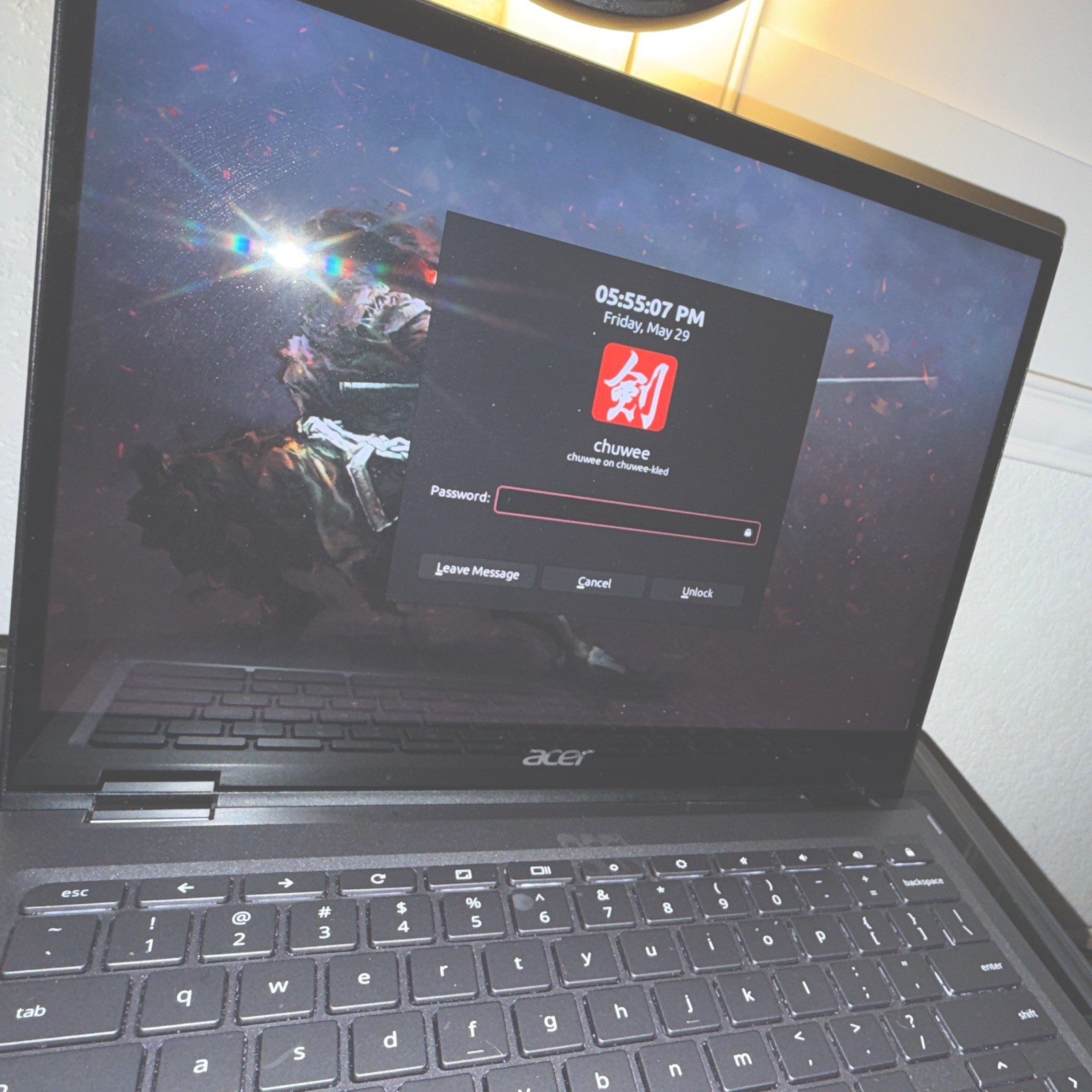 Linux 13” 2K LED Acer Cbook Spin CP713-2W i5-10210U 8GB 256GBNVME & 5G Hotspot