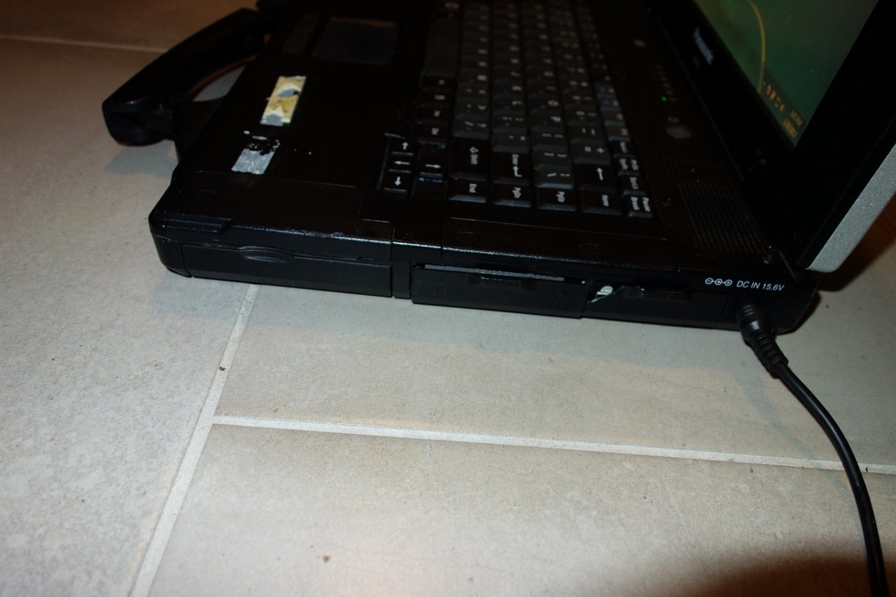 Panasonic Toughbook CF-52 Laptop 2.26ghz Core 2 Duo 300 GB HD 4GB Ram Dualtouch