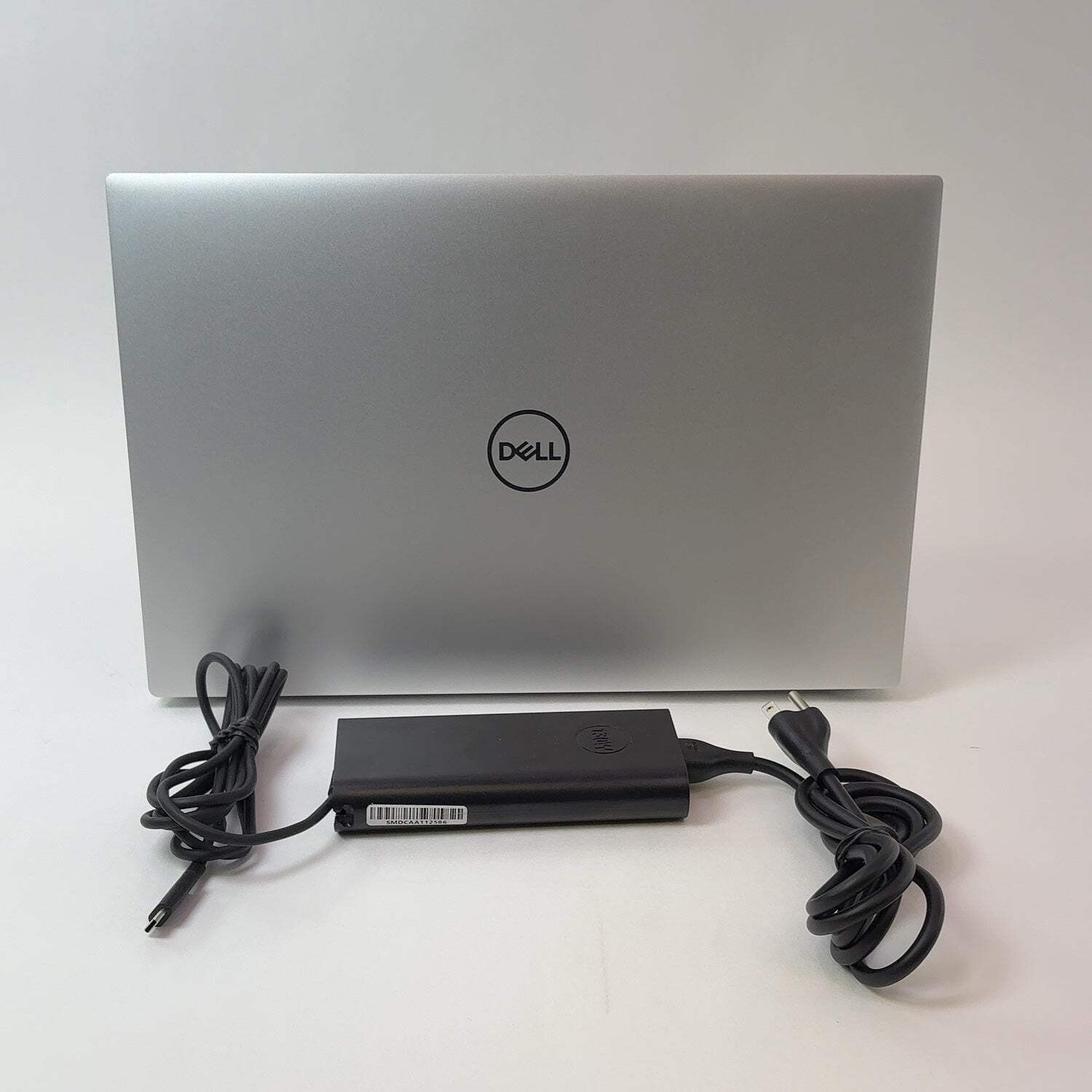 Dell XPS 15 9520 15.6″ i7-12700H 2.3GHz 16GB RAM 512GB SSD GeForce RTX 3050