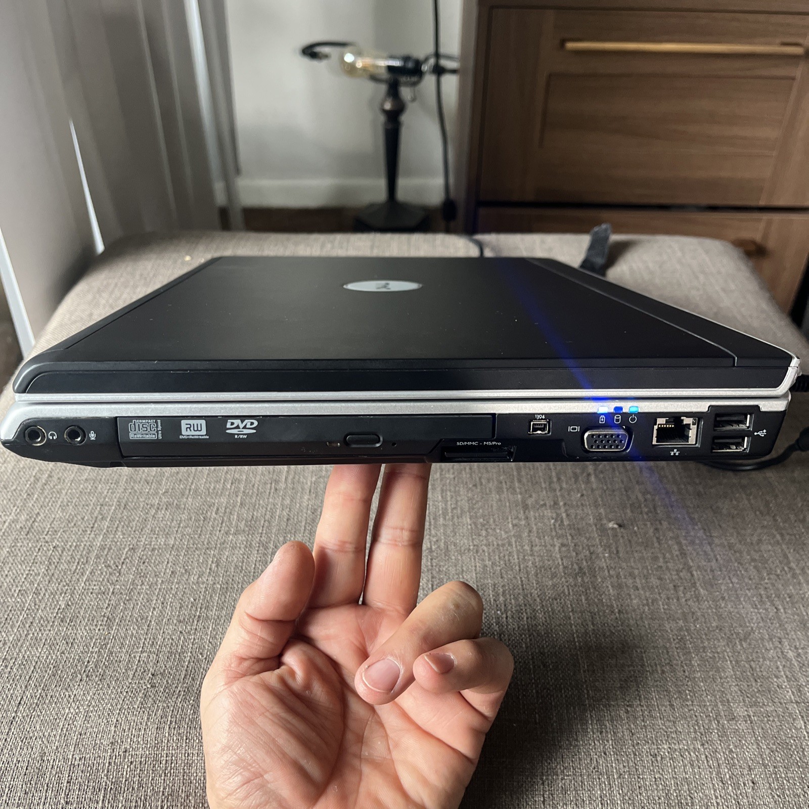 Dell Inspiron 1720 PP22X Intel Core 2 Duo 750MHz 1GB 17″ WXGA+ 1440×900 AS iS
