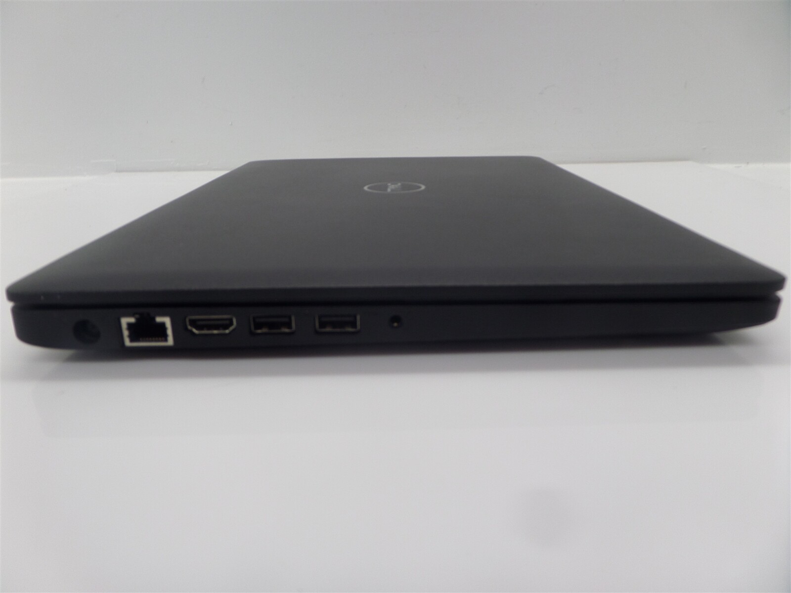 Dell Latitude 3480 14″ Intel Celeron 3865U 1.80GHz 8GBRAM Laptop