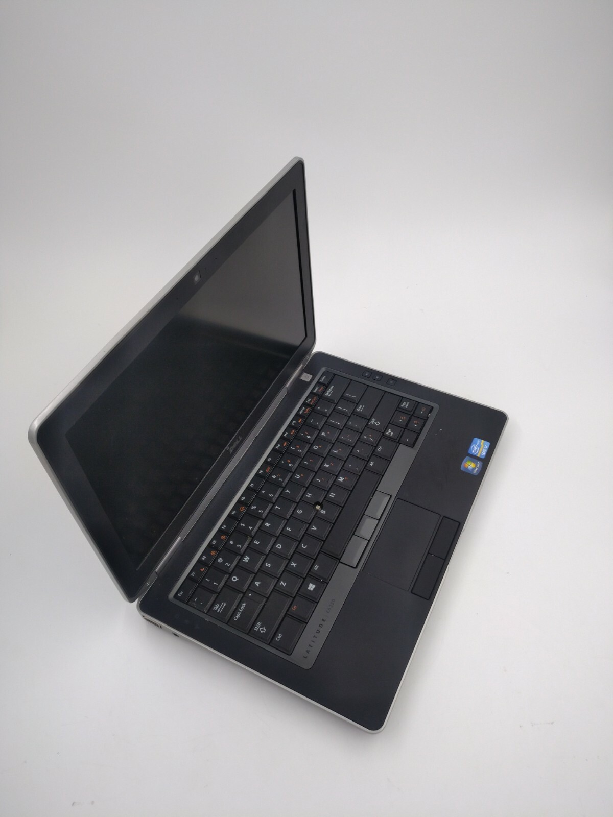 Dell Latitude E6330. Core i7, 8 GB RAM, 500 HDD, NEW BATTERY.