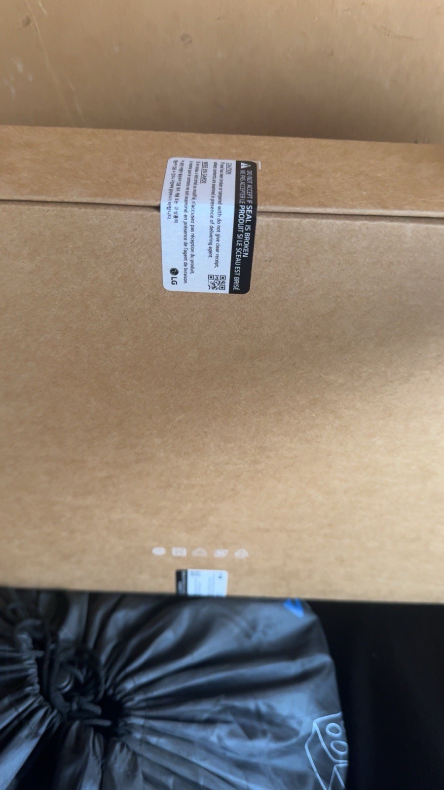 LG gram Pro 17″ WQXGA, Win11, Core Ultra 9, 32GB RAM, 2TB SSD, RTX 5050 Laptop