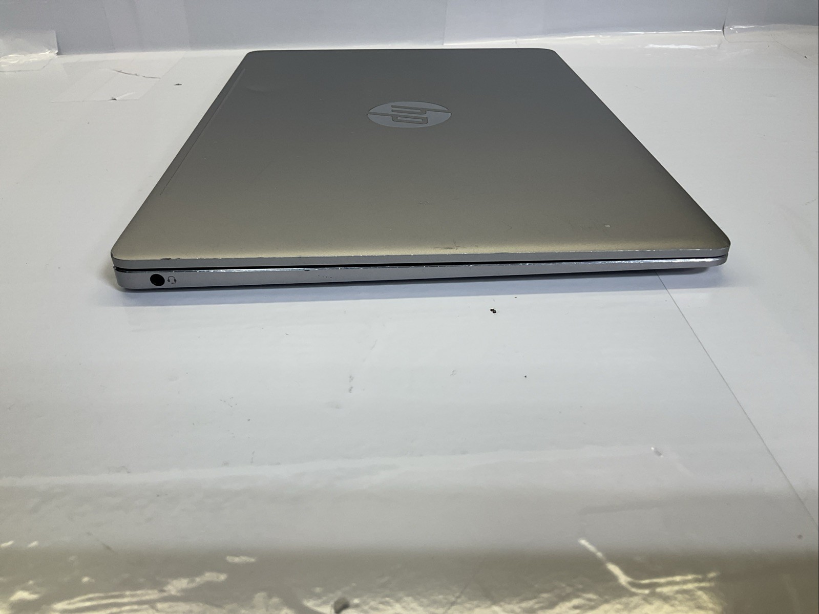 HP EliteBook Folio G1/ m7 Processor/ 8GB RAM/ 128GB SSD/W11/(132F)