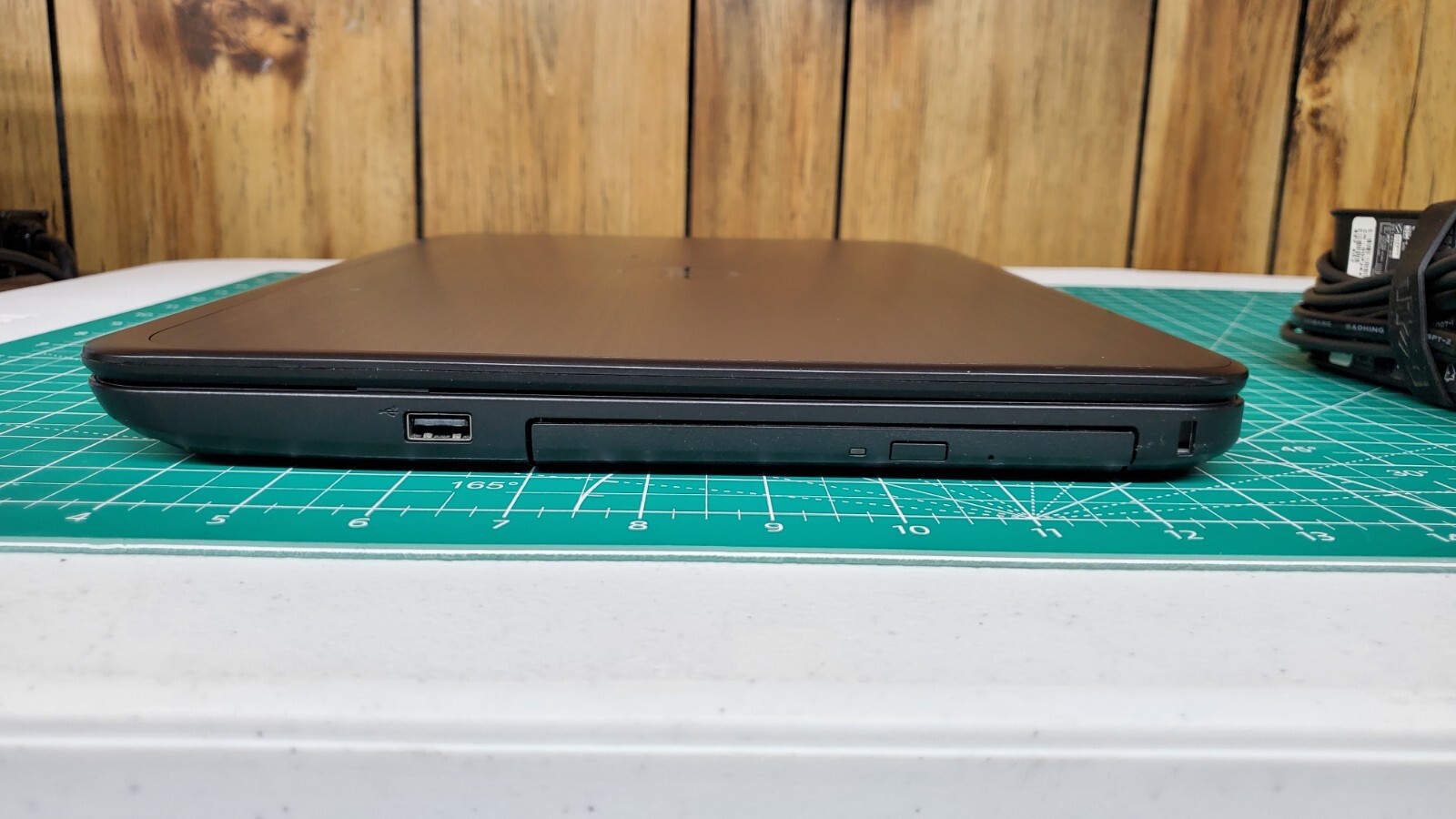 DELL LATITUDE 3540, 15.6” DISP, CORE i3-4010U, 8GB RAM, 128GB SSD, WINDOWS 10.