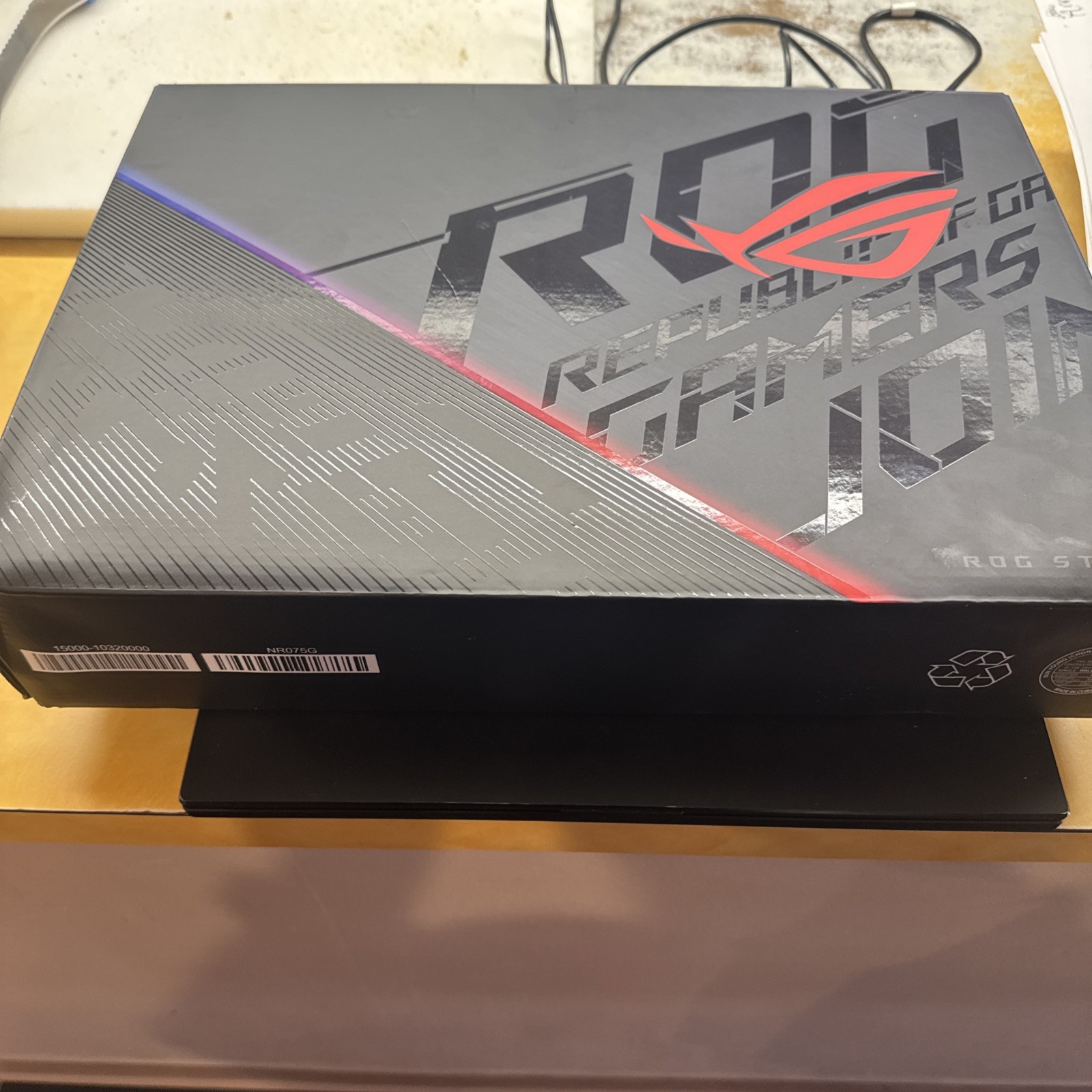 ASUS ROG Strix SCAR 15 15.6″ (1TB SSD, Intel Core i7 10th Gen., 2.3 GHz,…