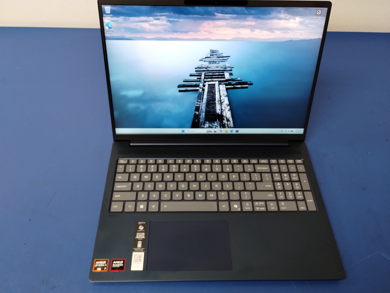Lenovo IdeaPad 5 2-in-1 16AKP10, AMD Ryzen AI 7 350, 16 GB RAM, 1 TB NVMe SSD